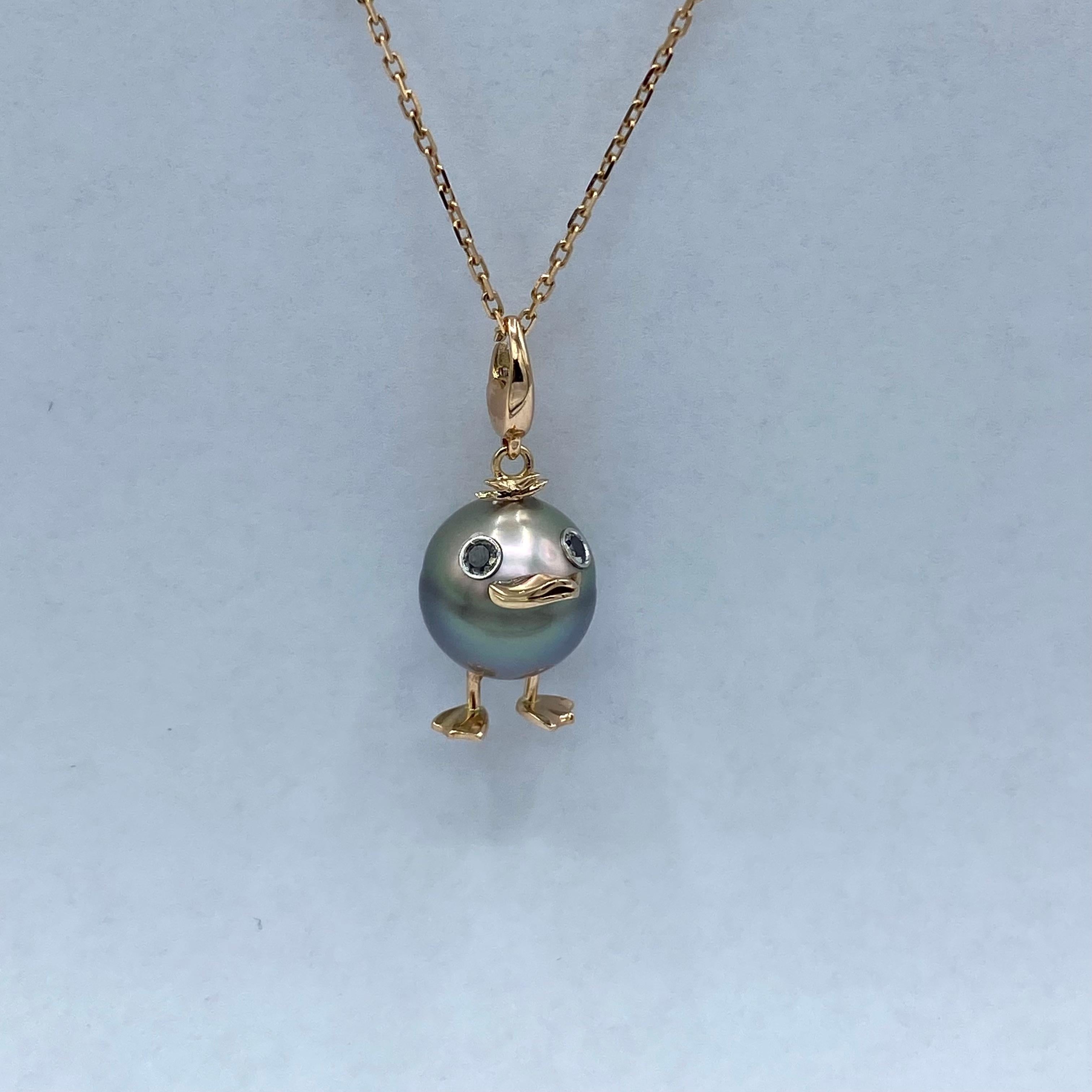 18Kt rose gold Duck pendant/ Charm with Tahiti pearl and black diamonds For Sale 3