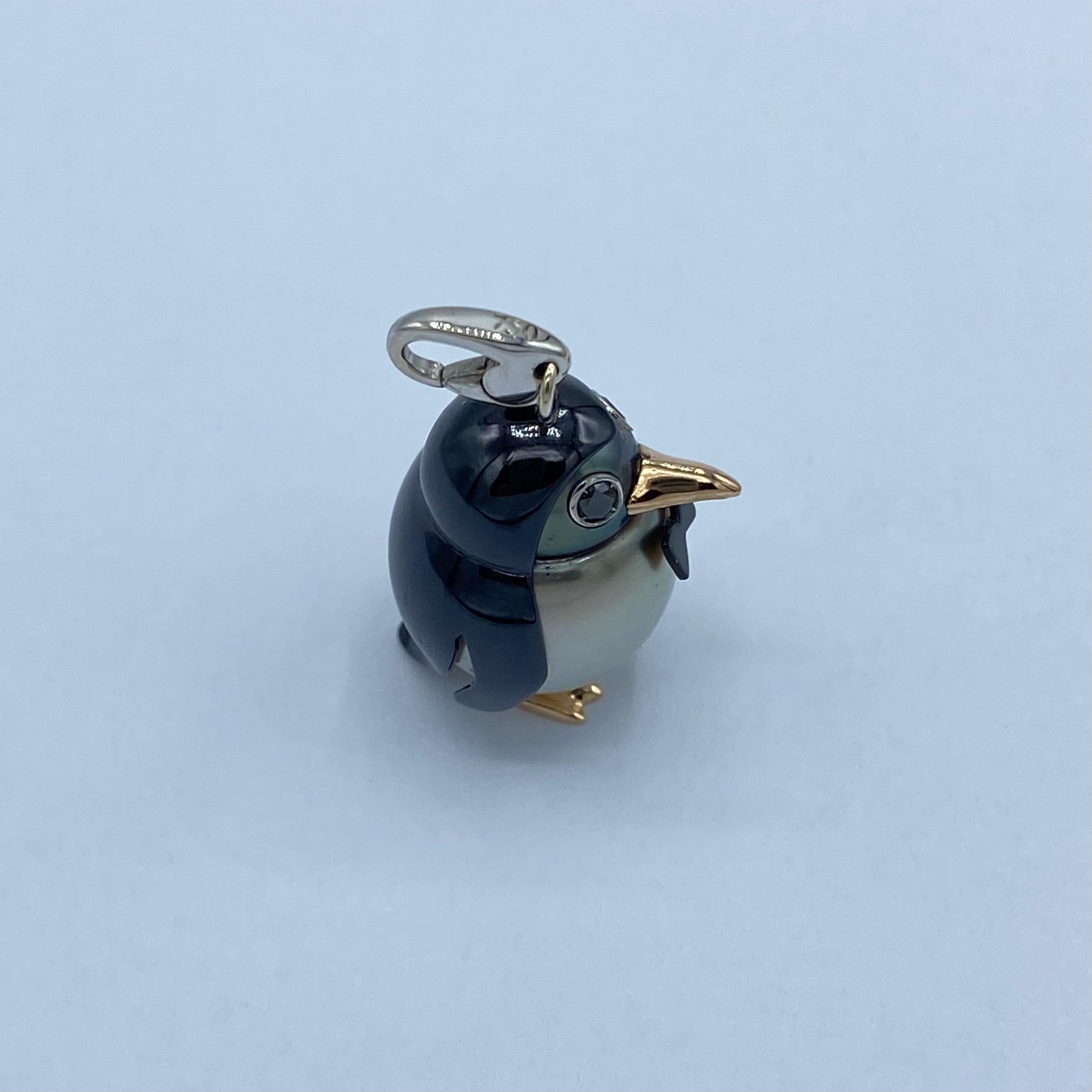 18Kt gold penguin pendant/charm with black diamond Tahiti pearl For Sale 6