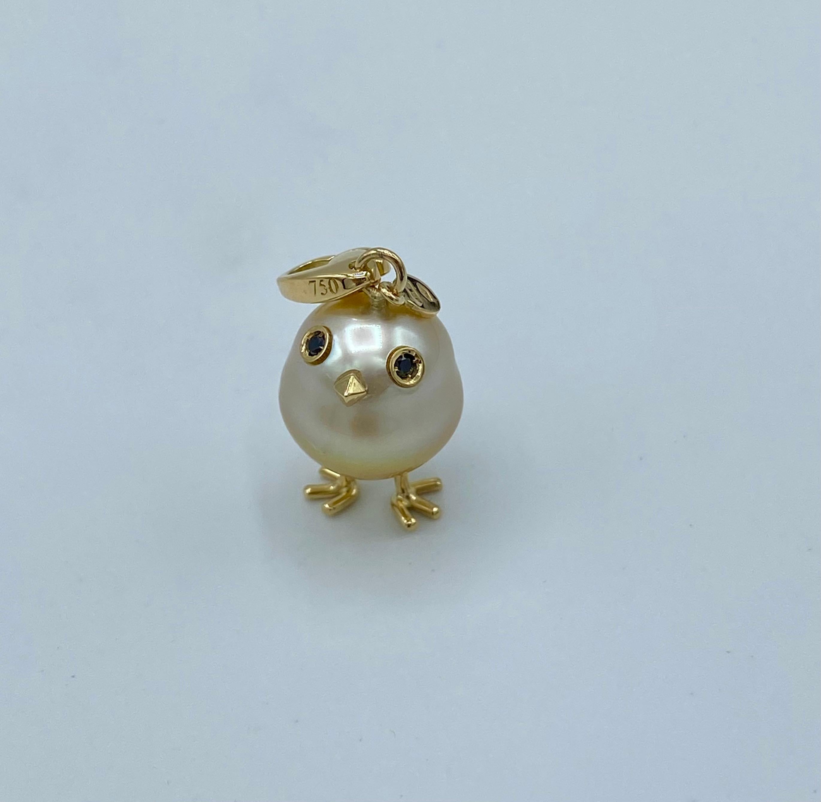 Round Cut Pendant/ Charm Chick in 18Kt Gold Diamonds South Sea Pearl