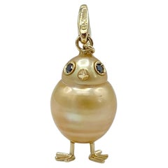 Pendant/ Charm Chick in 18Kt Gold Diamonds South Sea Pearl