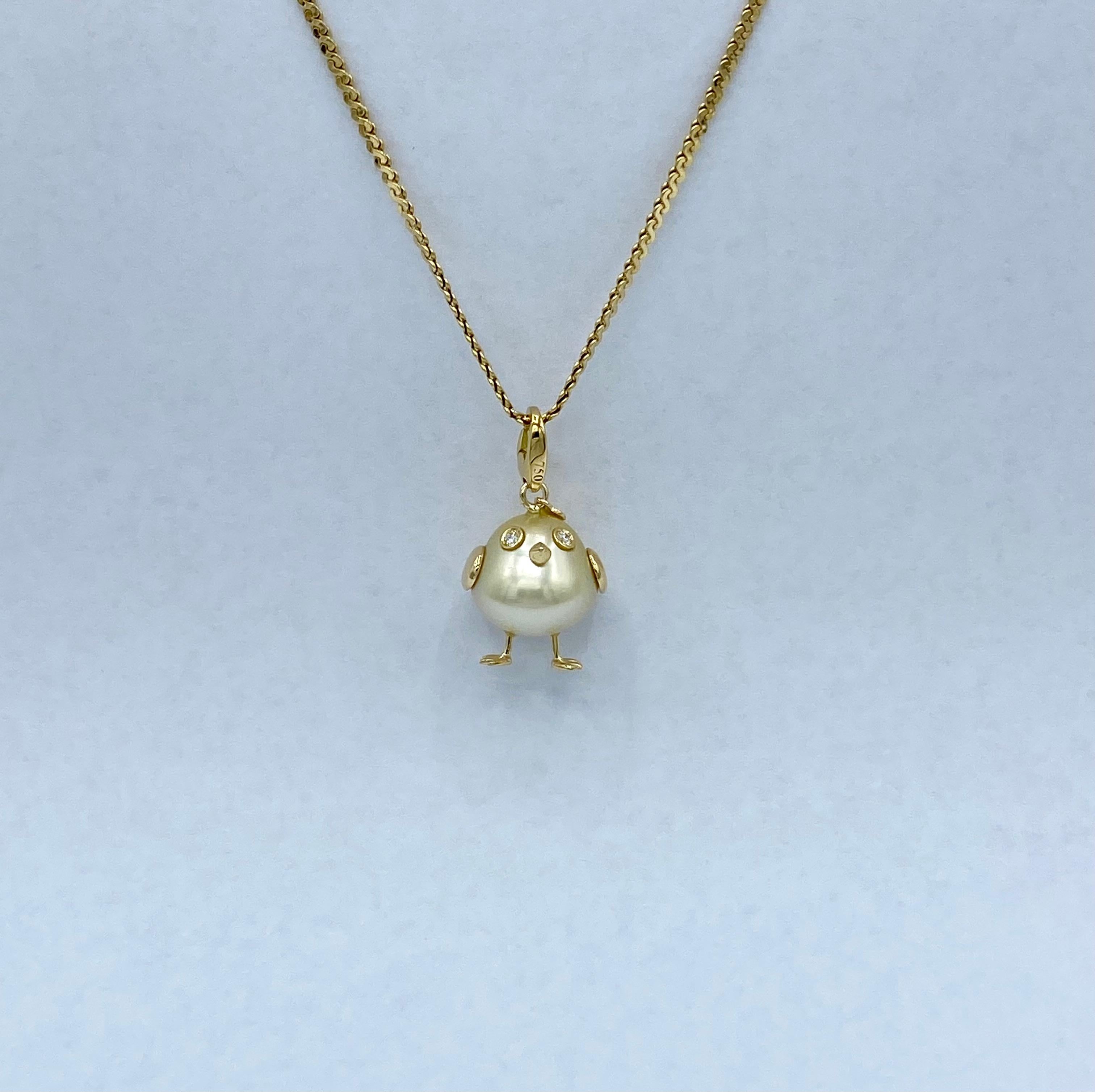 18Kt Gold Pearl and White Diamonds Bird Pendant / Charm Made in IT For Sale 8
