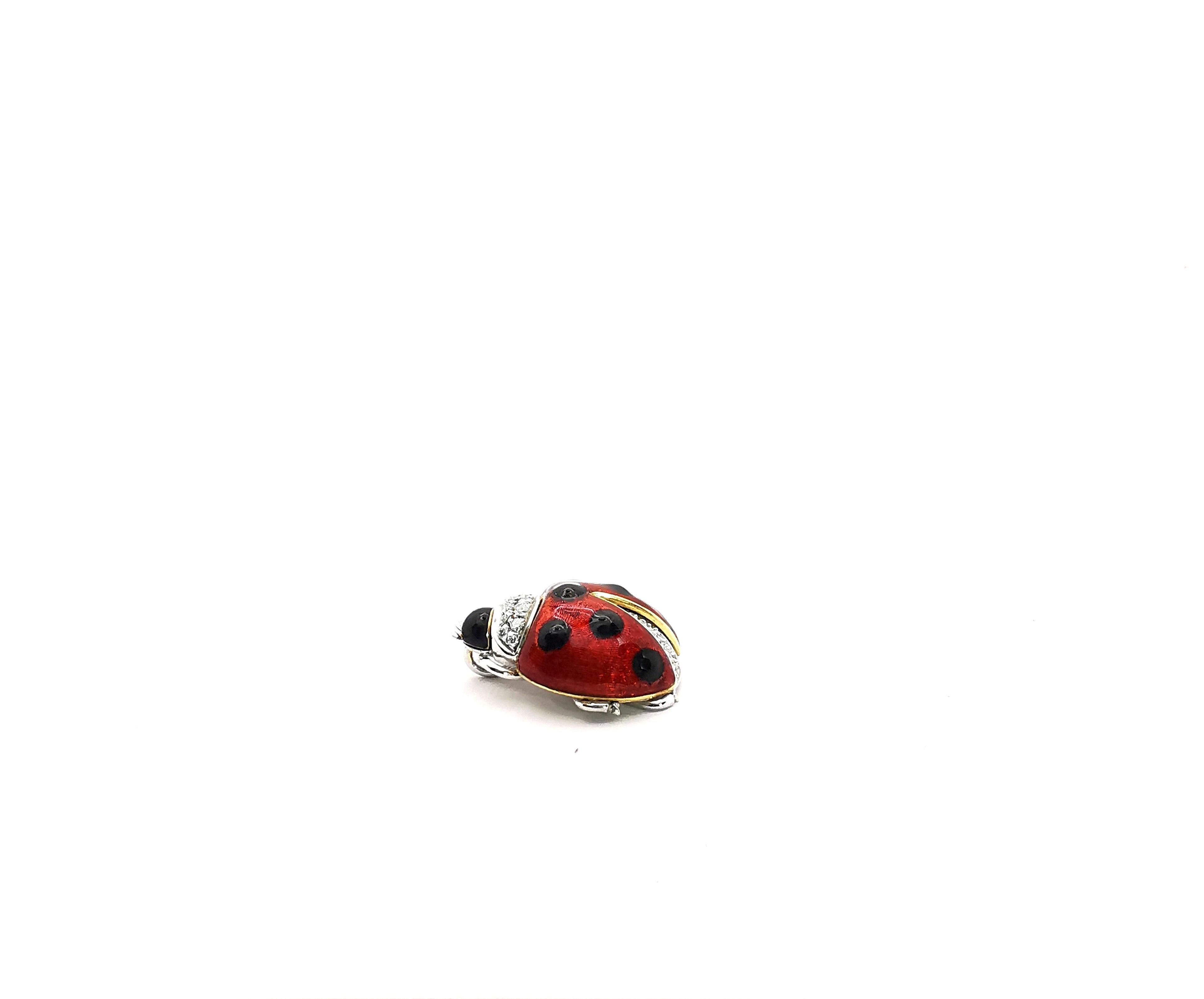 Contemporary Ladybug Pendant in 18 Kt Gold, Enamel and Diamonds For Sale