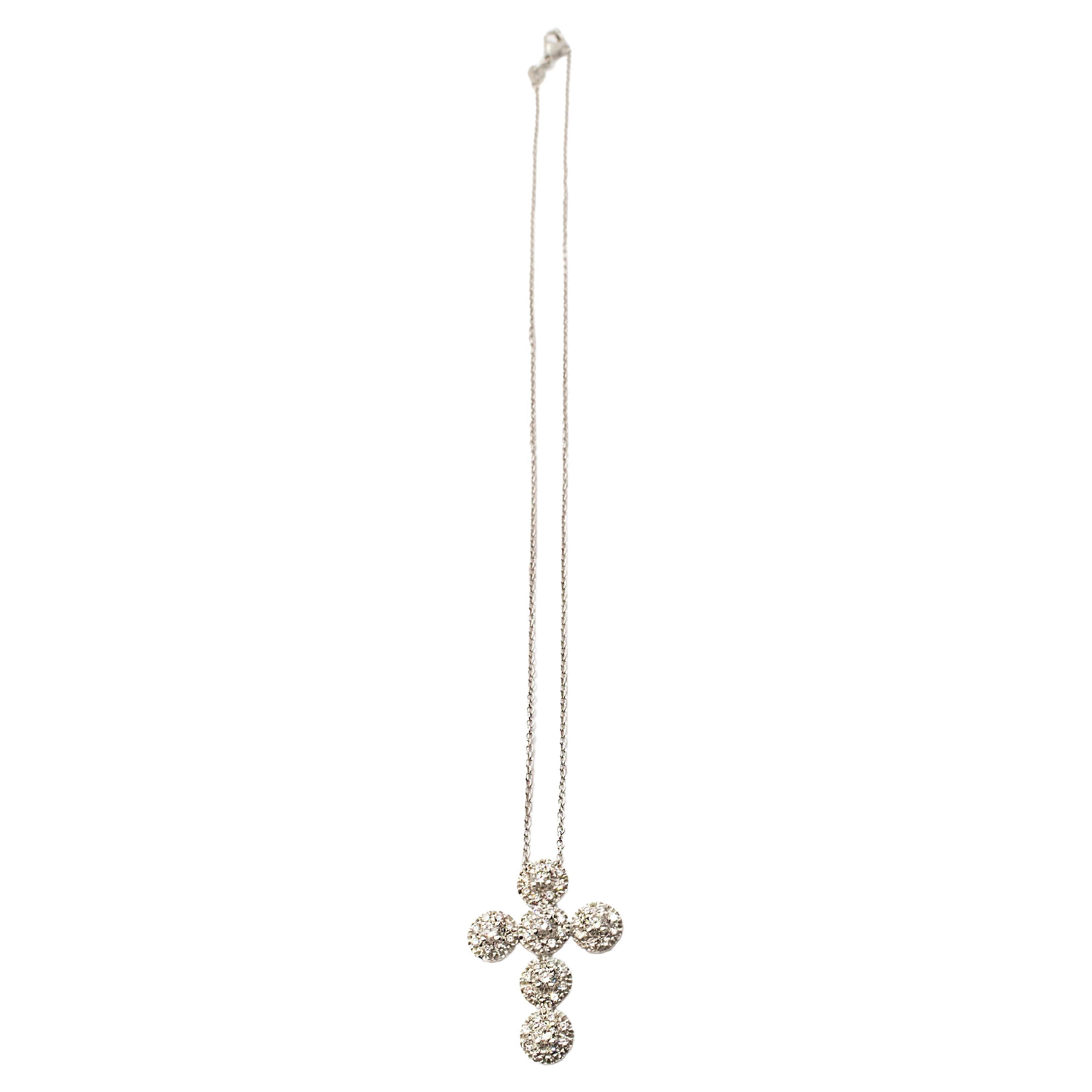 Colgante Cruz Oro Blanco 18 Kt y Diamantes