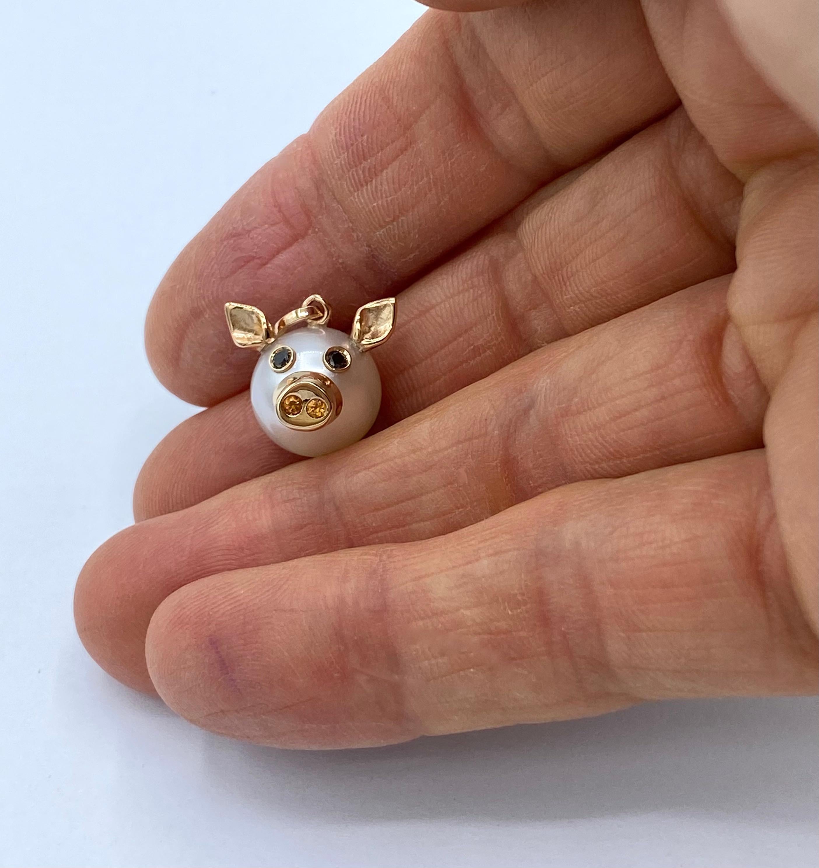 18KT rose gold piglet pendant with Australian pearl, diamonds and sapphires For Sale 4