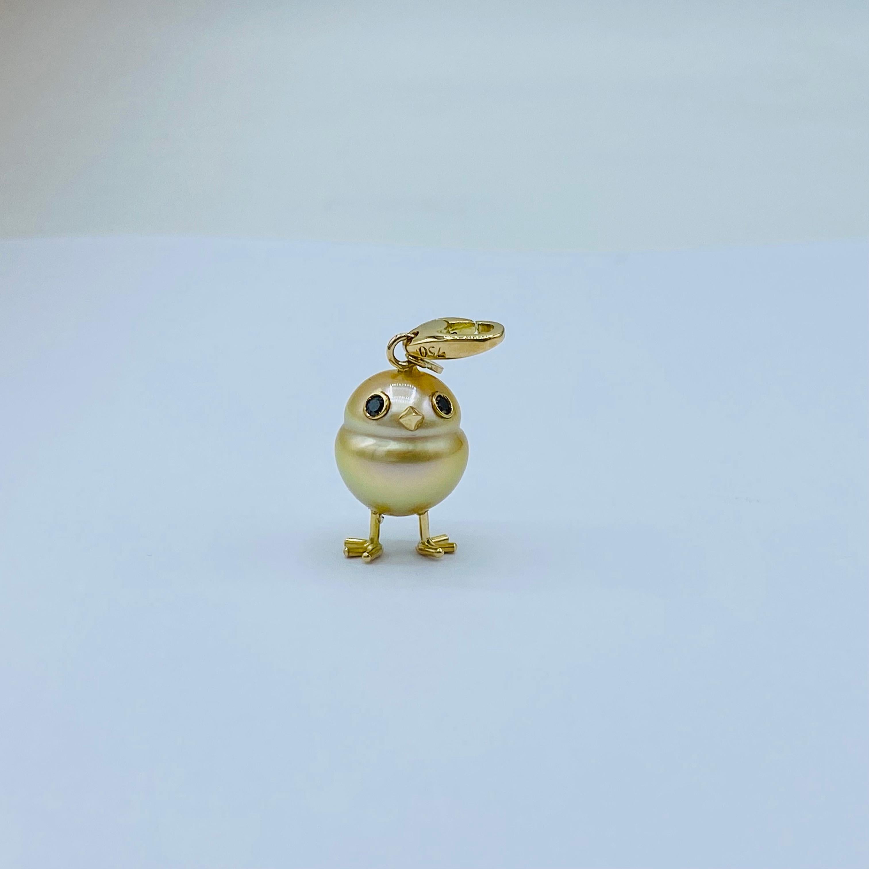 Women's 18Kt gold chick pendant with South Sea pearl and diamonds