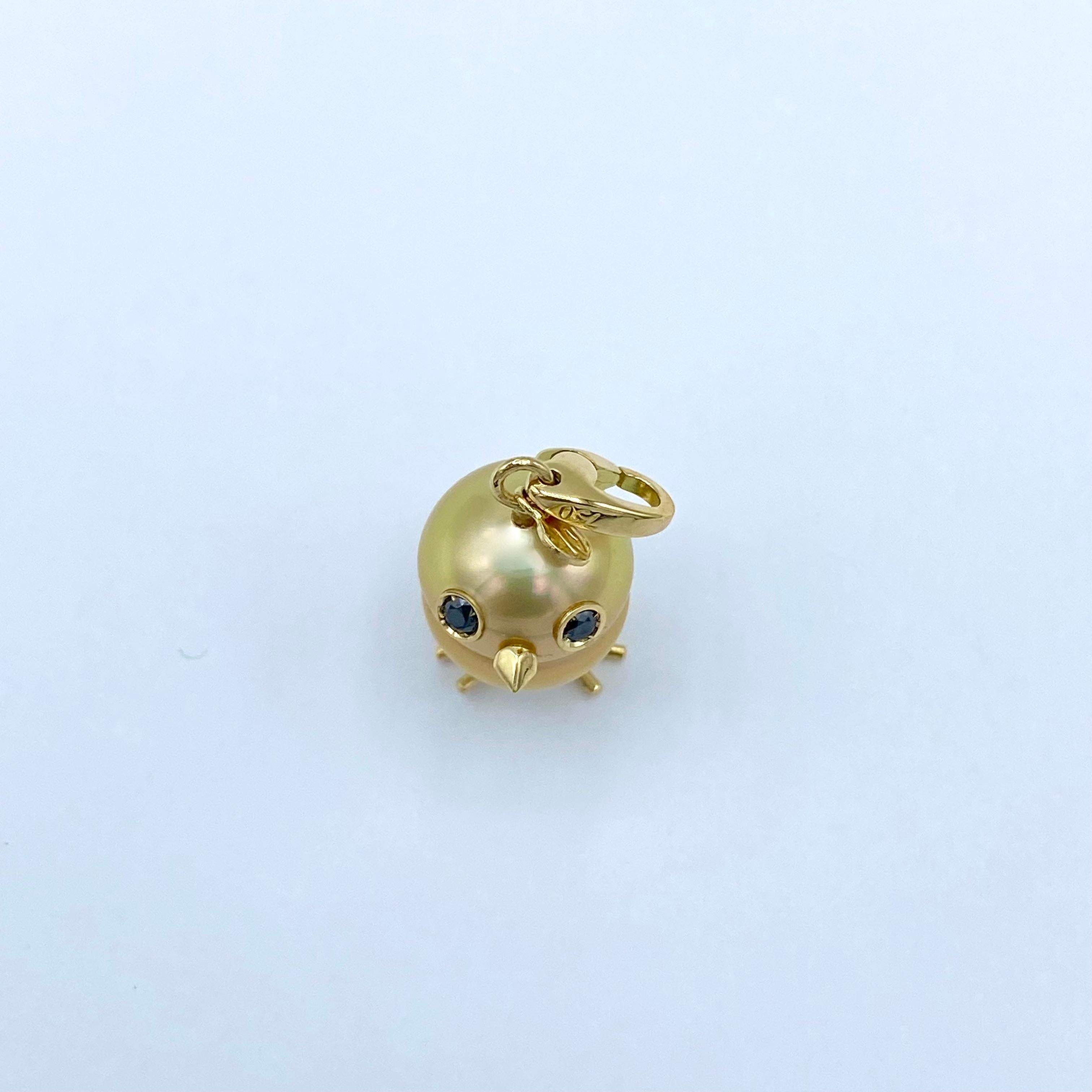Küken-Anhänger aus 18 Karat Gold mit Südseeperle und schwarzen Diamanten Damen im Angebot