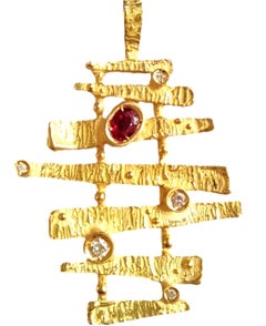 Sacchi-Anhänger aus 18k Gold mit Diamanten und Rubin