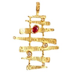 Ciondolo Sacchi in oro 18k con Diamanti e Rubino