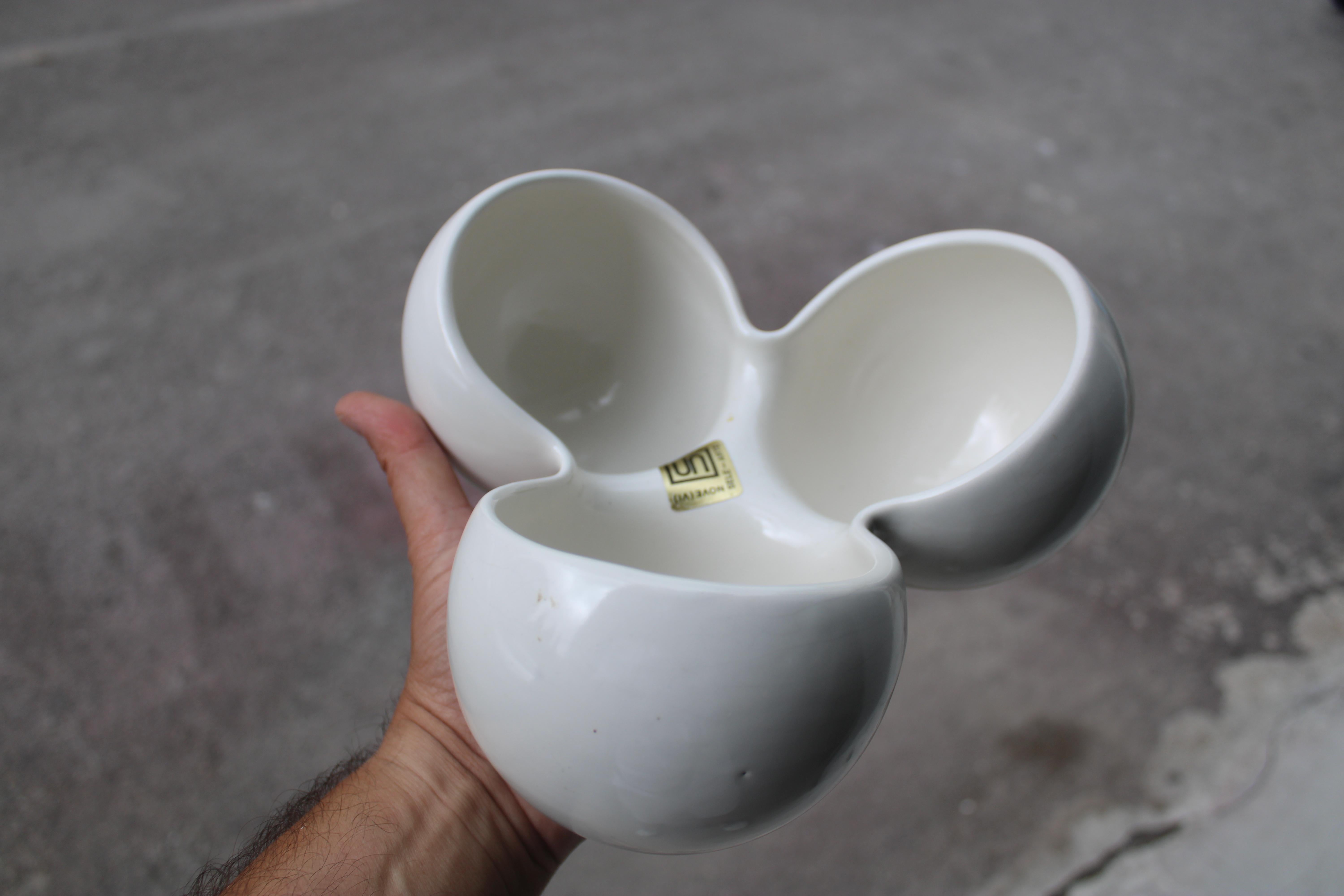Ciotola decorativa di design Italiana in ceramica Bianca 