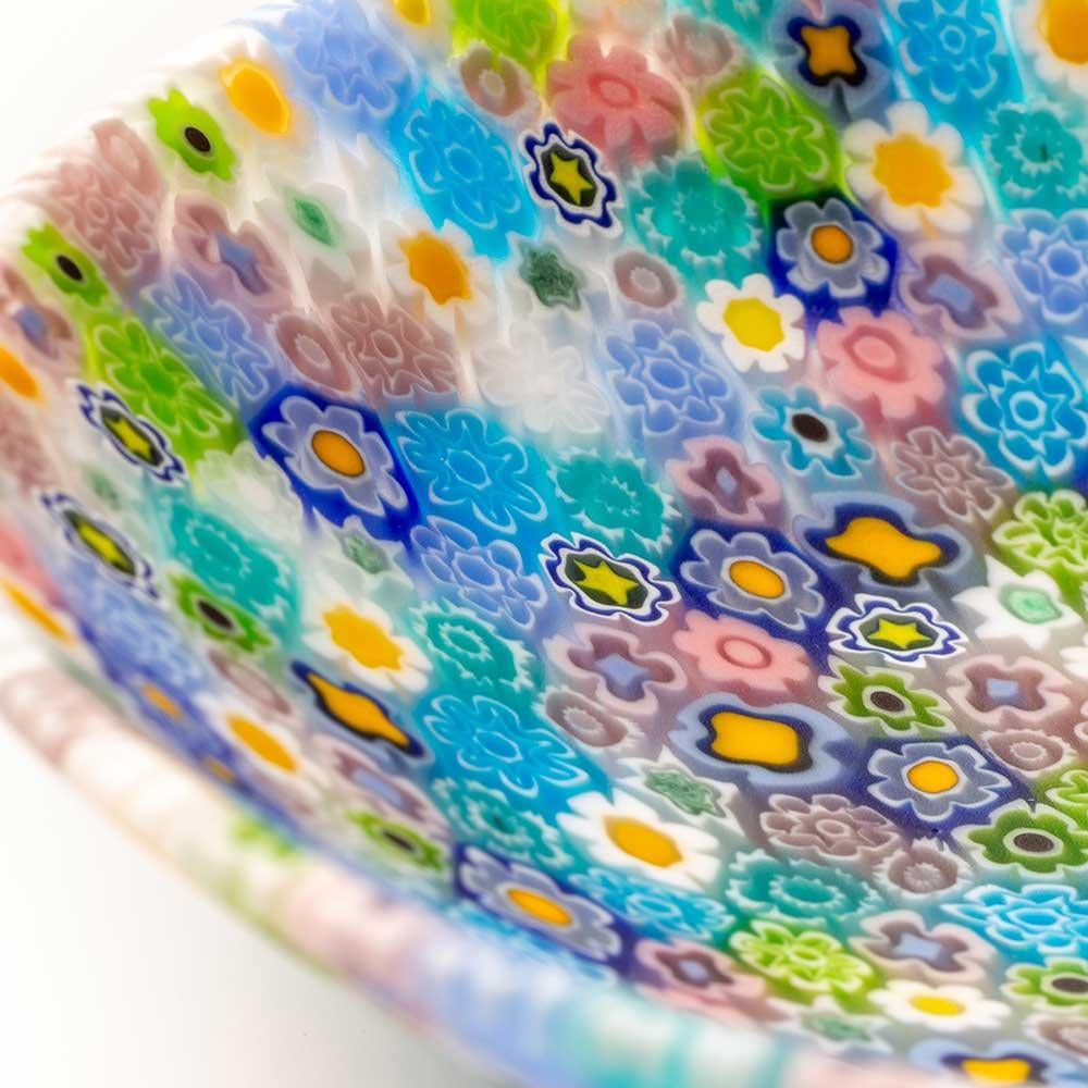 Fatto a mano Ciotola in vetro di Murano millefiori ø 13 cm in vendita