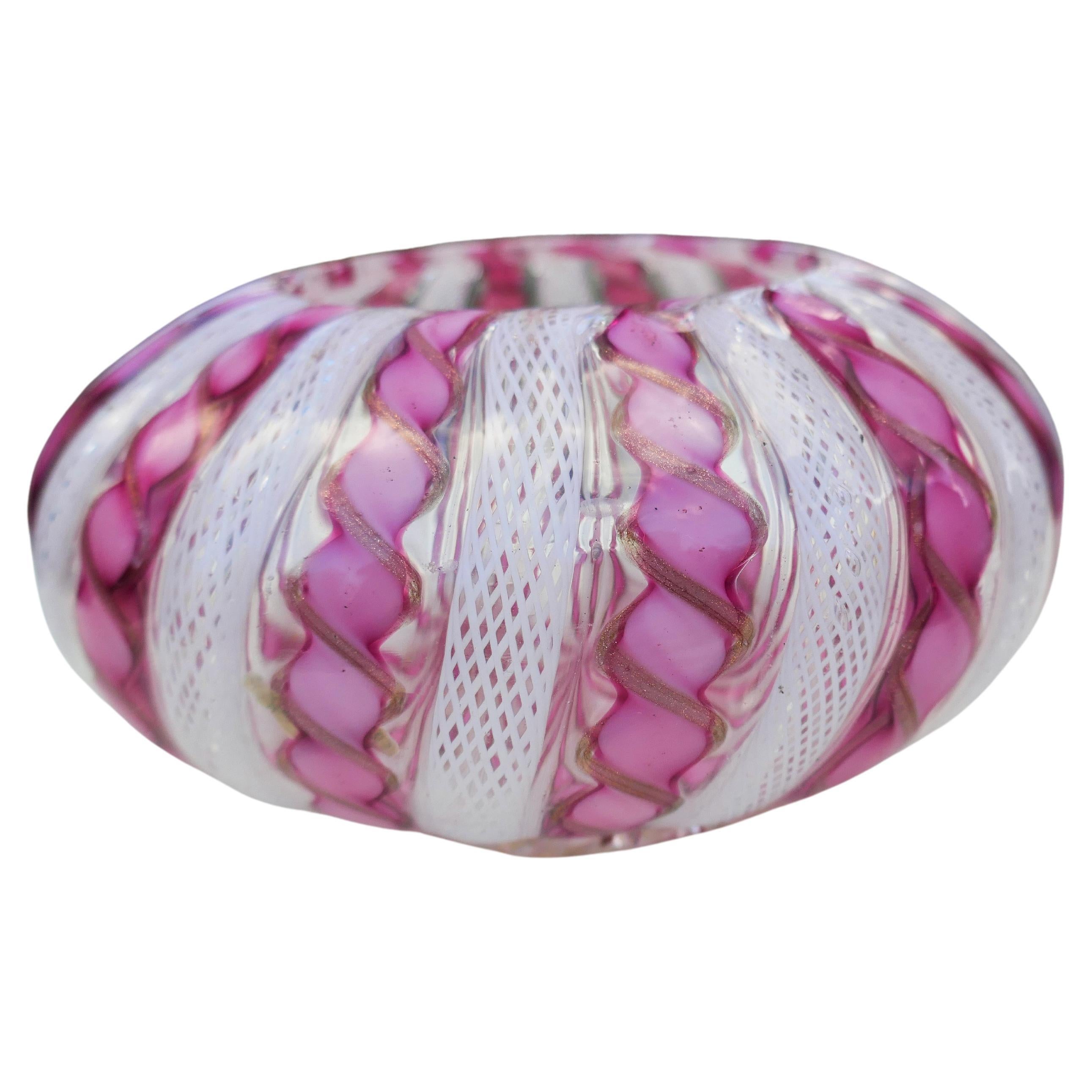 Italian Murano reticello zanfirico glass bowl For Sale