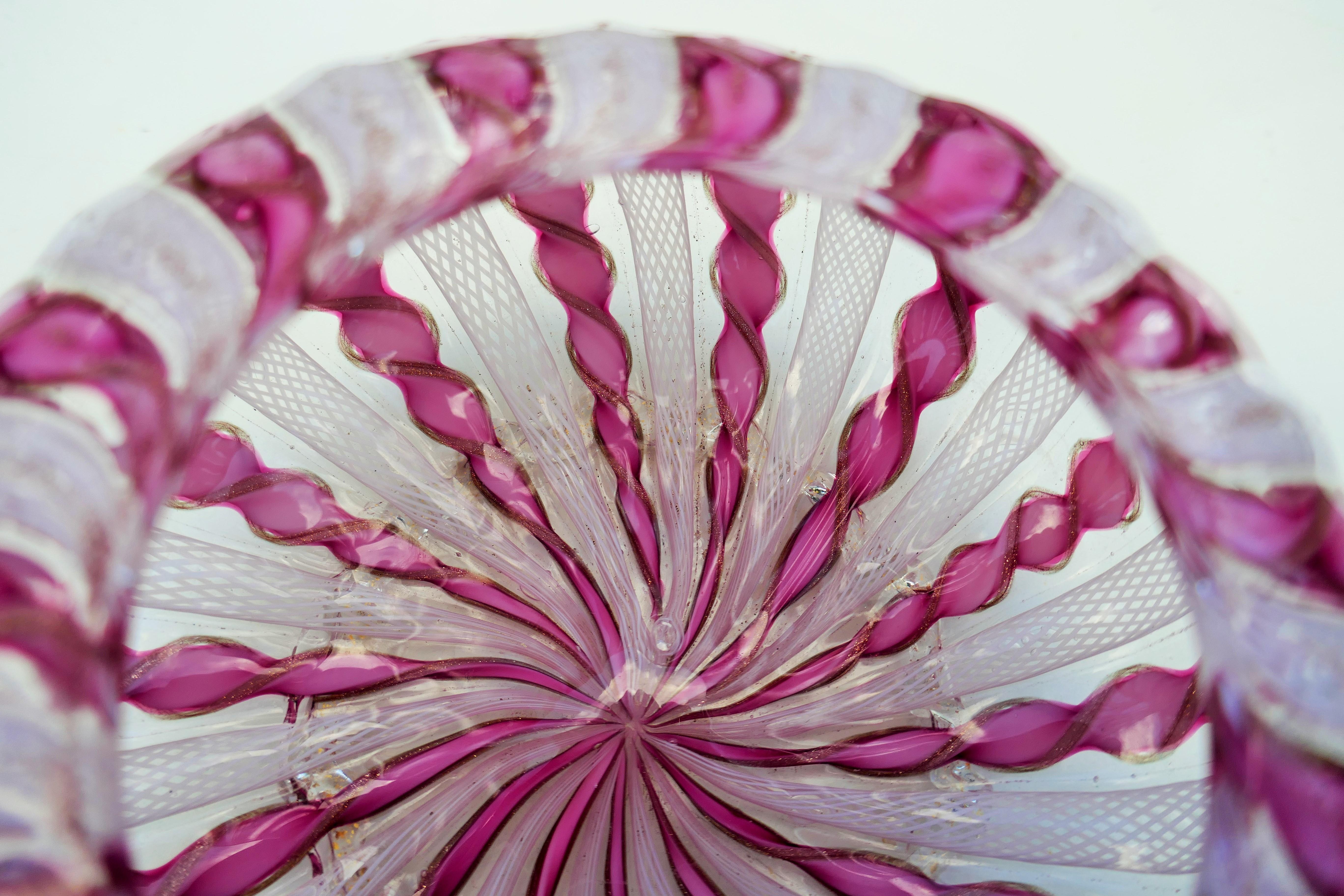 Murano reticello zanfirico glass bowl For Sale 1