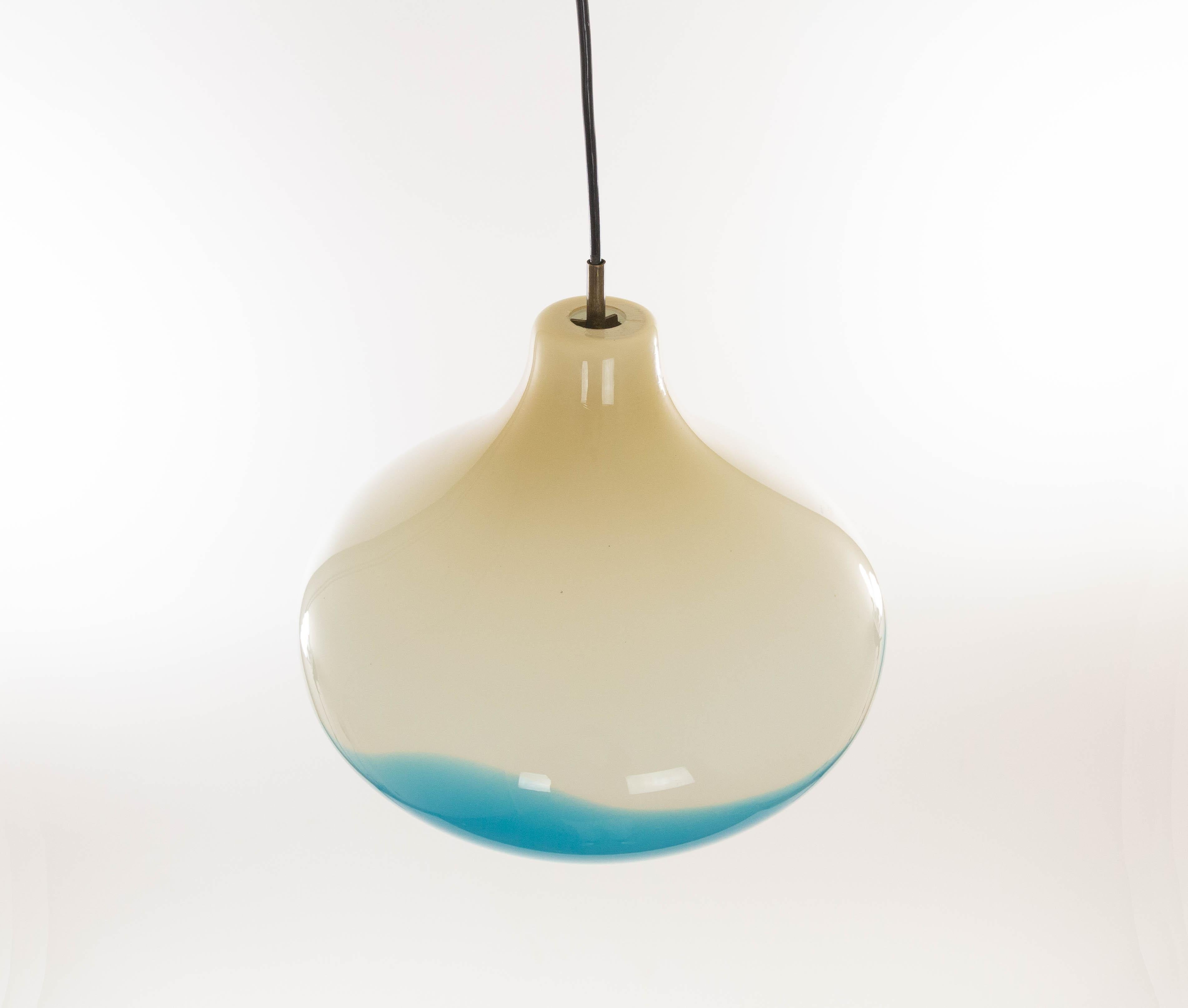 Cipolla Hand-Blown Murano Glass Pendant by Massimo Vignelli for Venini, 1950s In Good Condition In Rotterdam, NL
