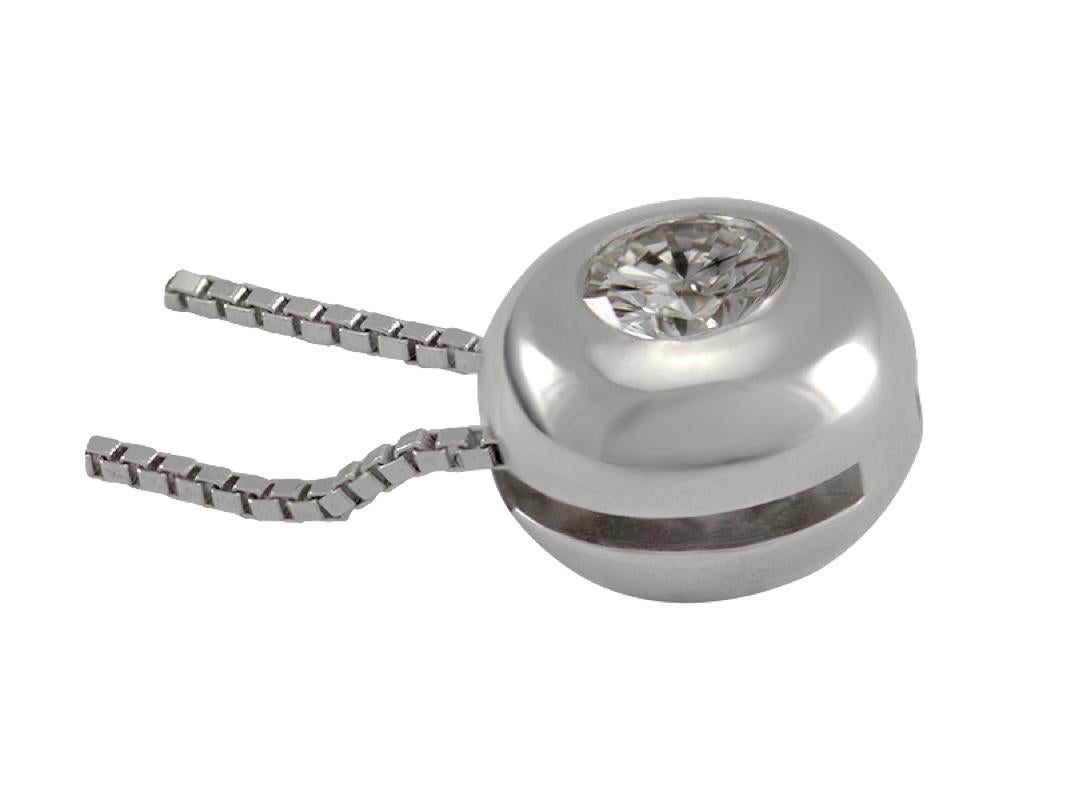 Pendentif Cipollina en or blanc 18 carats serti de diamants blancs, fabriqué en Italie Pour femmes en vente