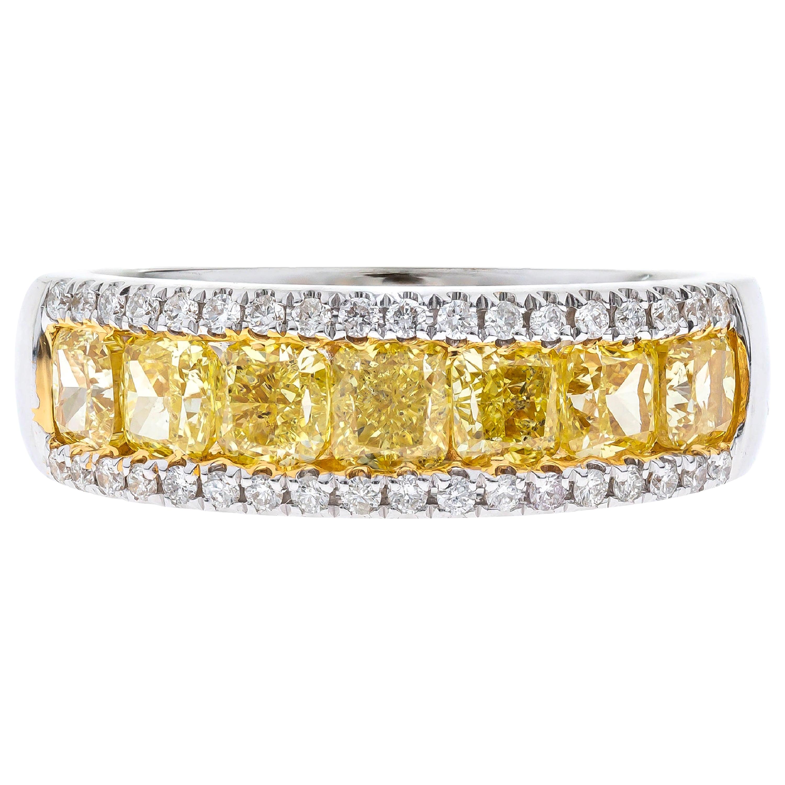 2.12 Carat T.W. Yellow Diamond 18 Karat Two-Tone Gold Band Ring