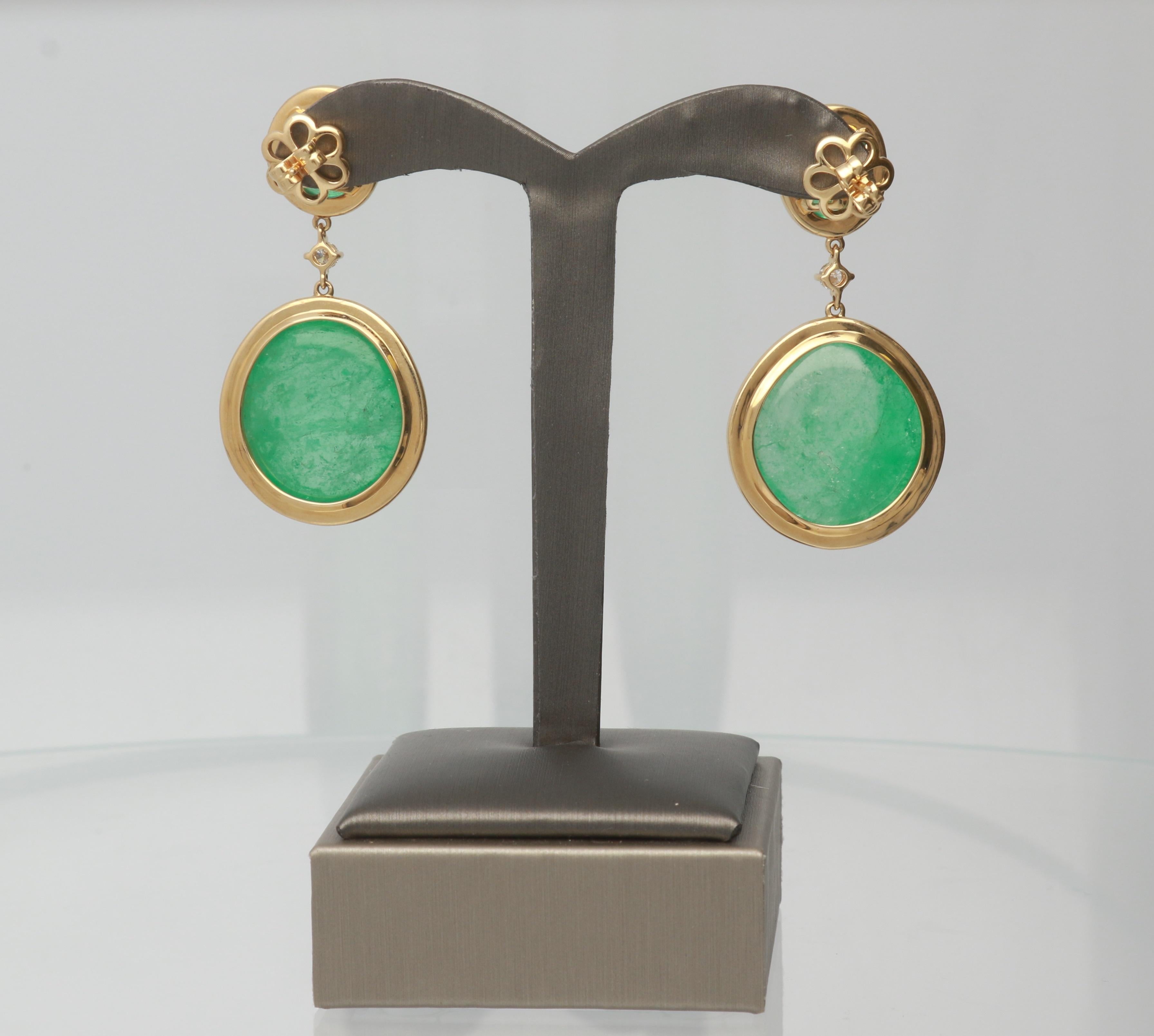 Cabochon 68.47 Carat Emerald 18 Karat Yellow Gold Fine Earrings