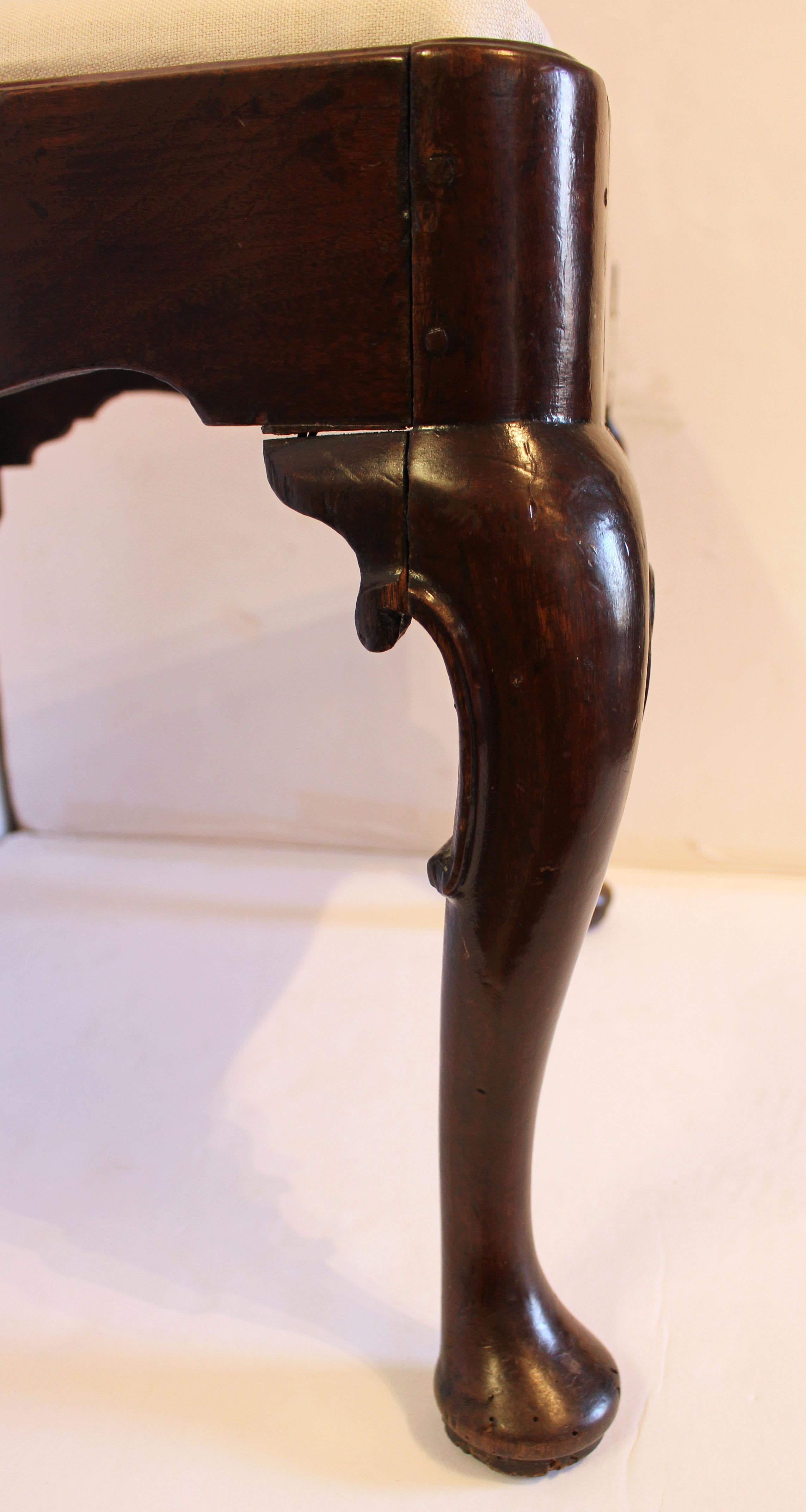 Circa 1720-40 Queen Anne Side Chair, English For Sale 1