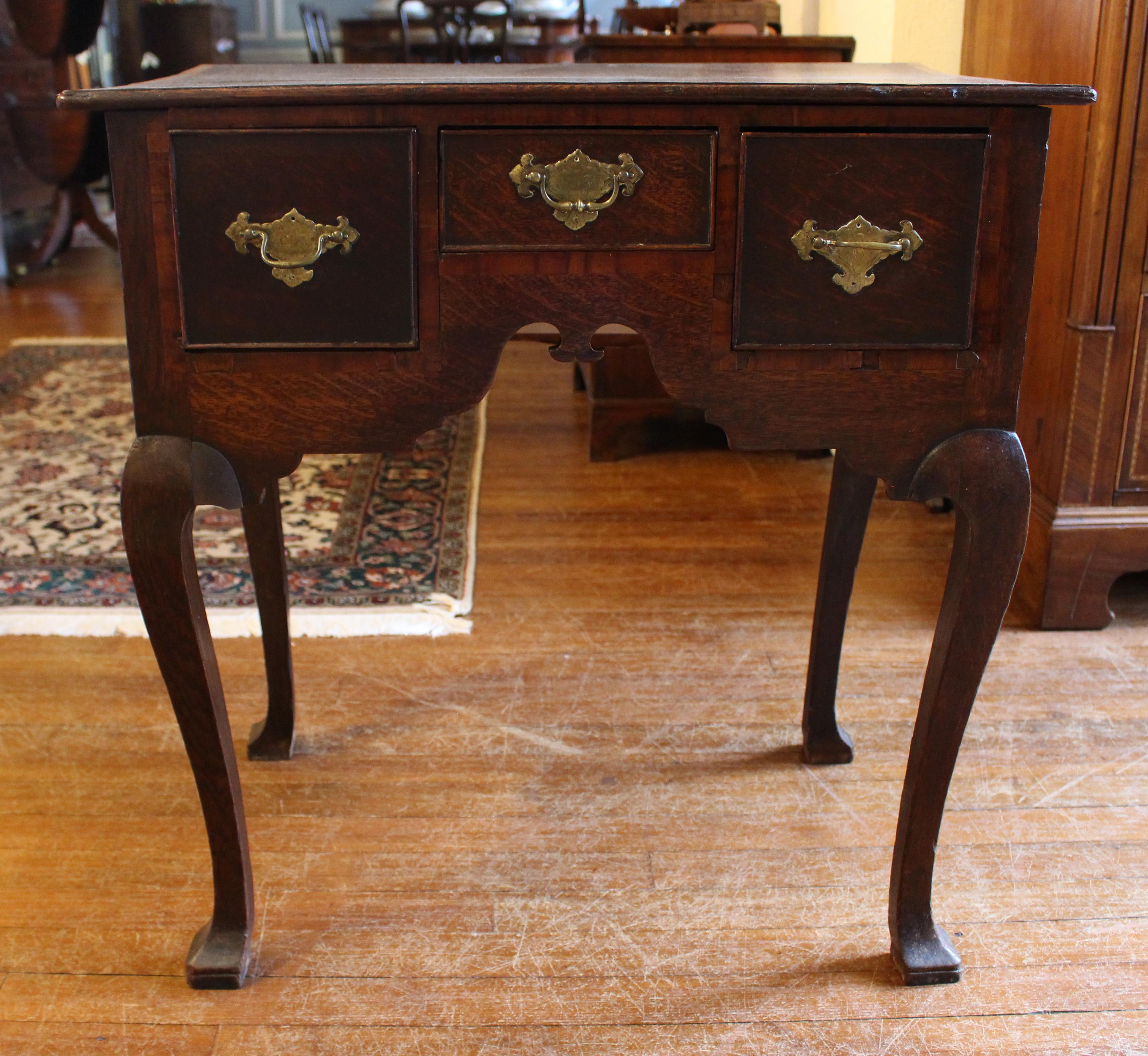 Cross-Banded Circa 1730 English Country Oak Lowboy or Dressing Table For Sale