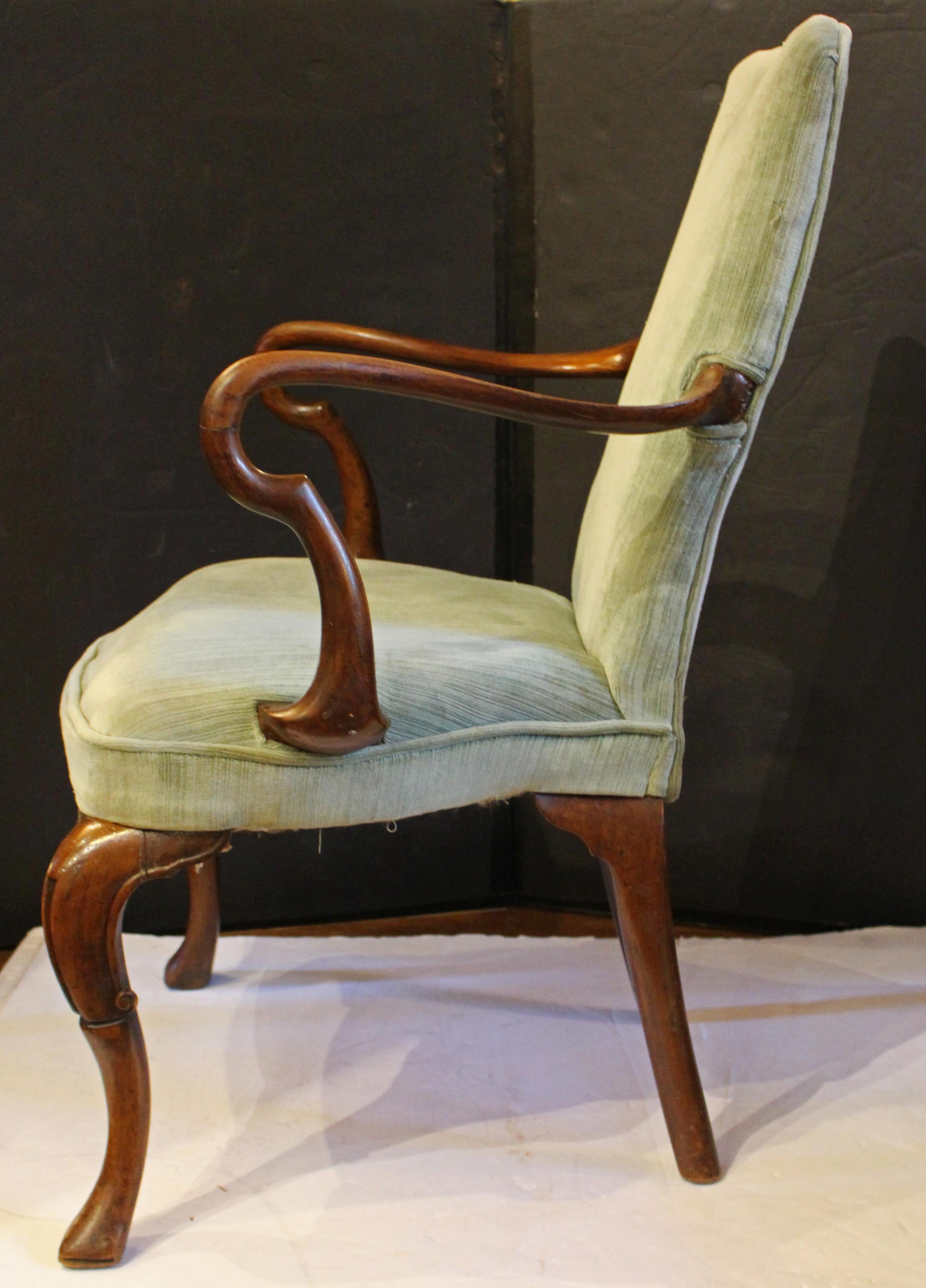 CIRCA 1735-50 Sedia a bracci Shepherd's Crook di Giorgio II In condizioni buone in vendita a Chapel Hill, NC