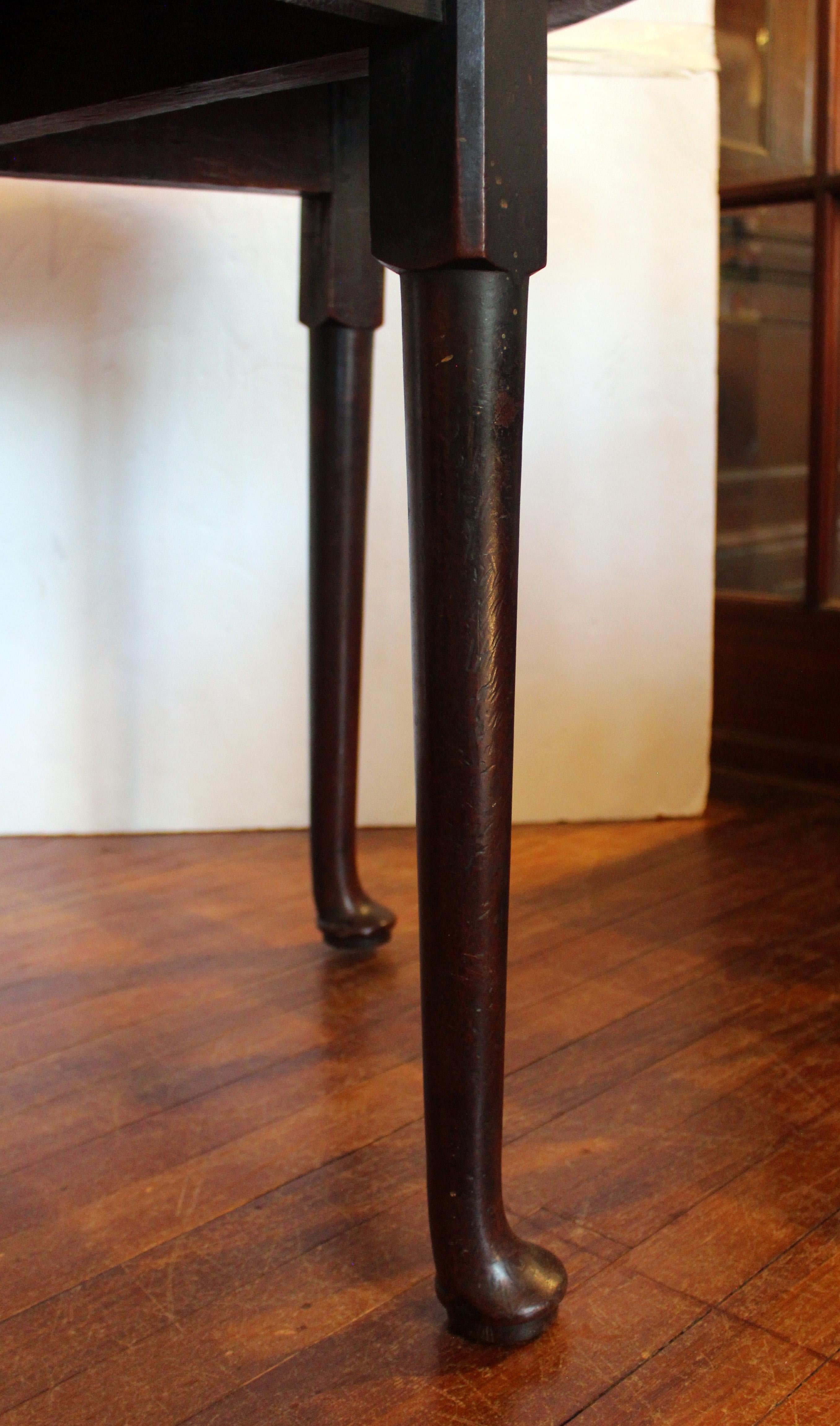 18th Century Circa 1740-60 George II English Drop Leaf Table