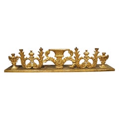 Vers 1750 Chandelier d'autel sculpté et doré de Toscane, Italie 73 pouces de long