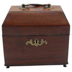 Cuchara de té georgiana inglesa alta con cúpula, circa 1750
