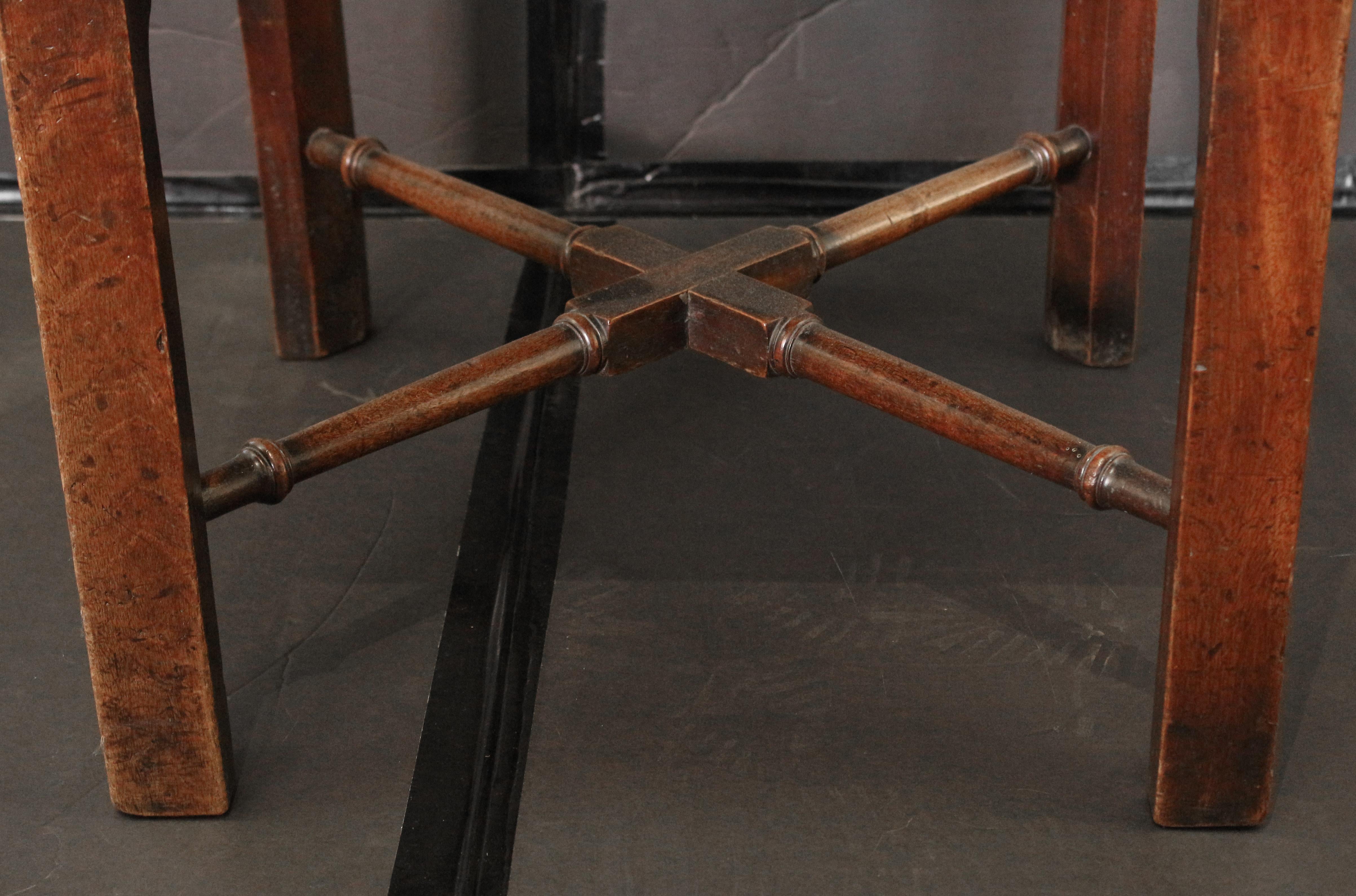 Circa 1760-80 George III Period English Corner Chair For Sale 1