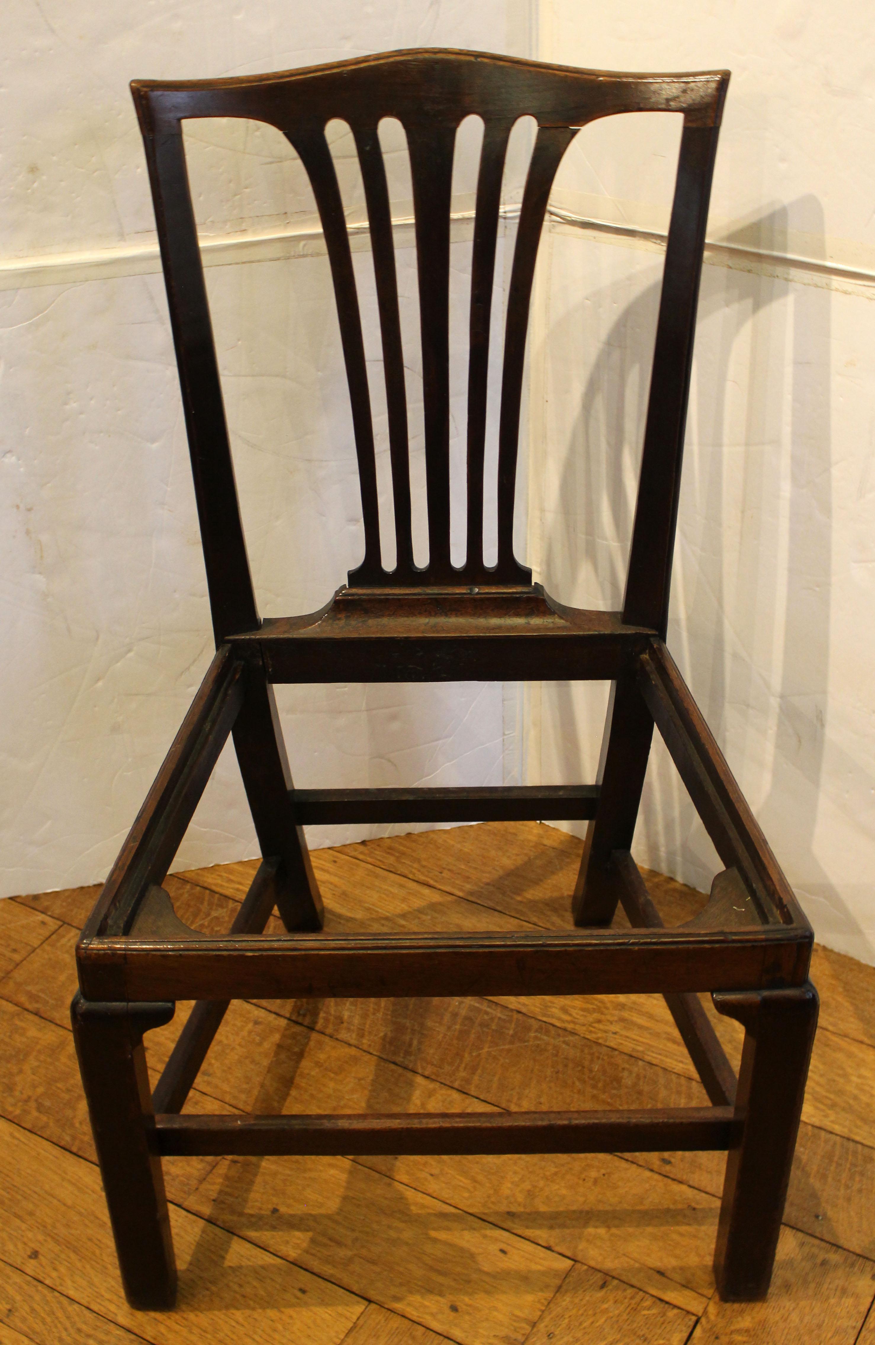 Circa 1760 English George III Side Chair In Good Condition For Sale In Chapel Hill, NC