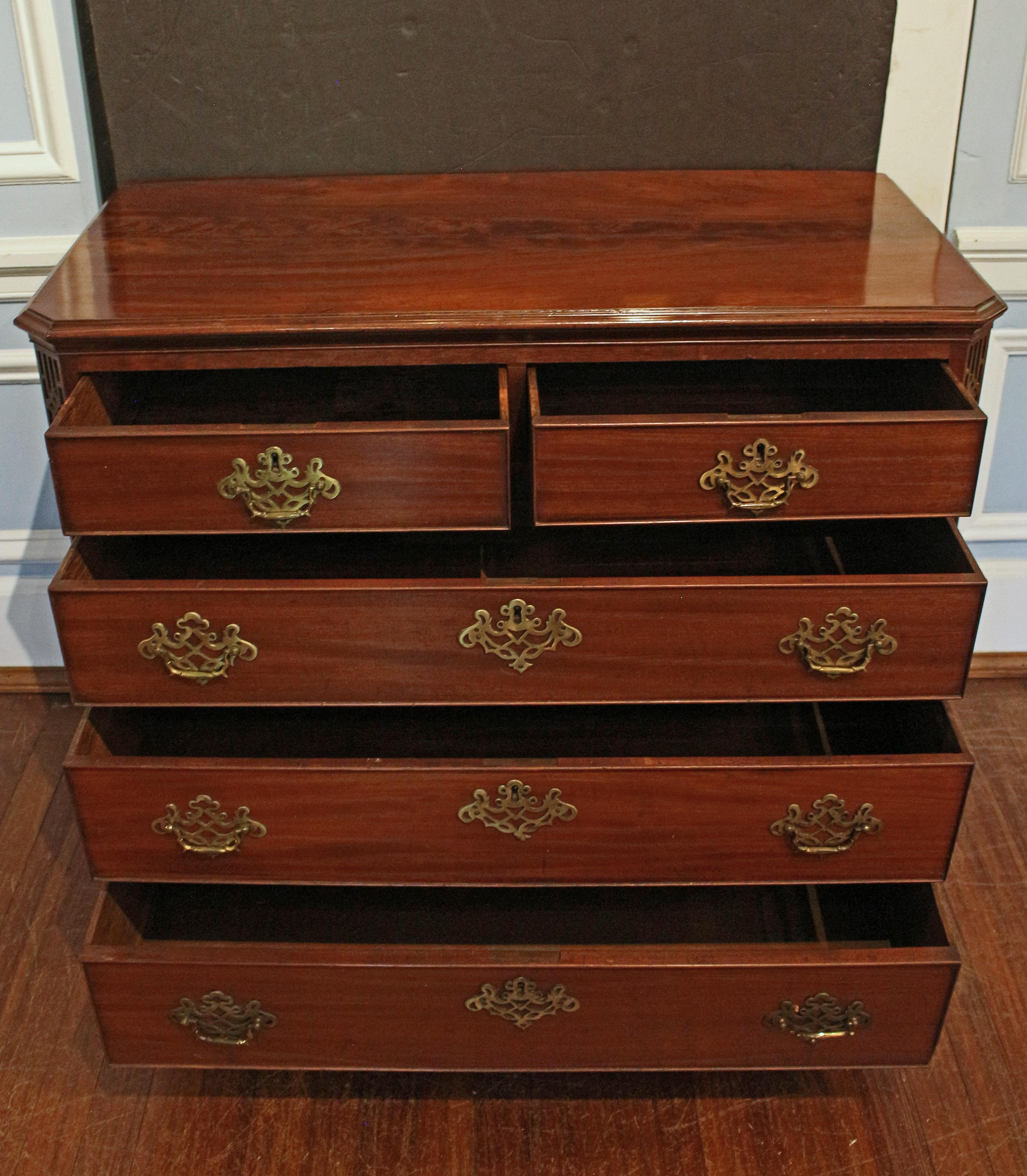 Molded Circa 1765-1780 English George III Period Chest of Drawers For Sale