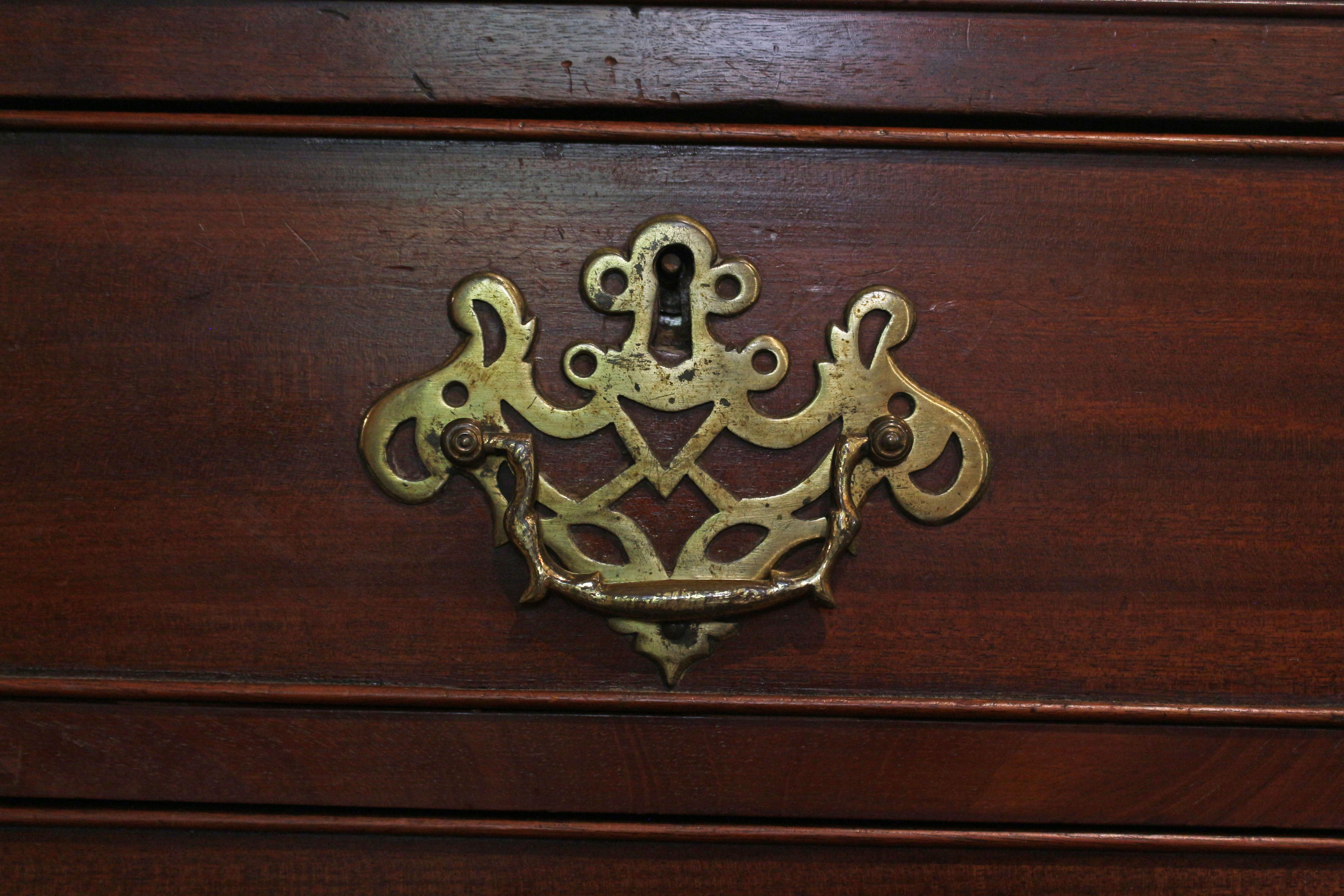 19th Century Circa 1765-1780 English George III Period Chest of Drawers For Sale