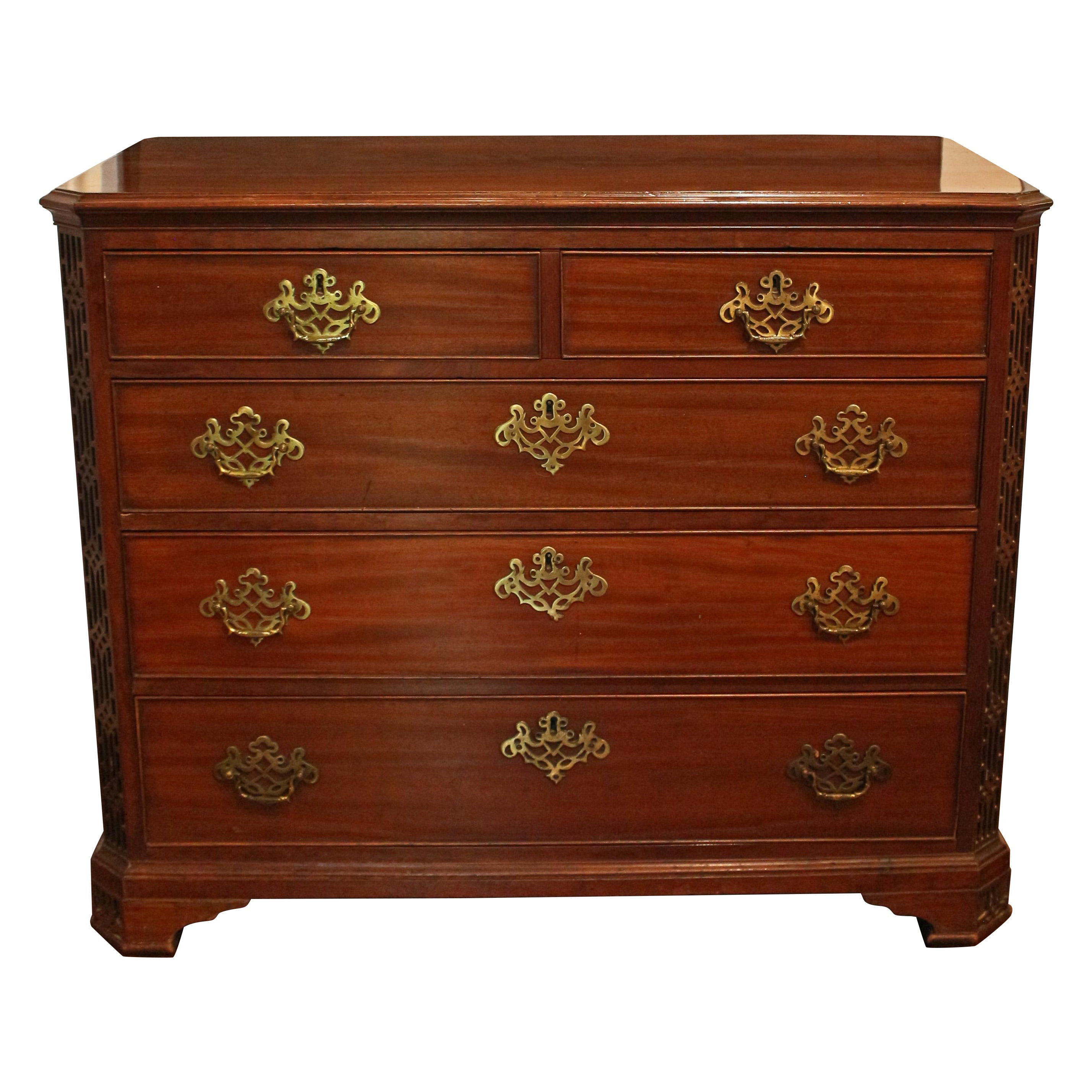 Circa 1765-1780 English George III Period Chest of Drawers For Sale