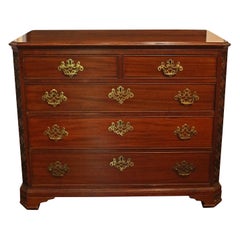 CIRCA 1765-1780 Cassettiera inglese del periodo Giorgio III