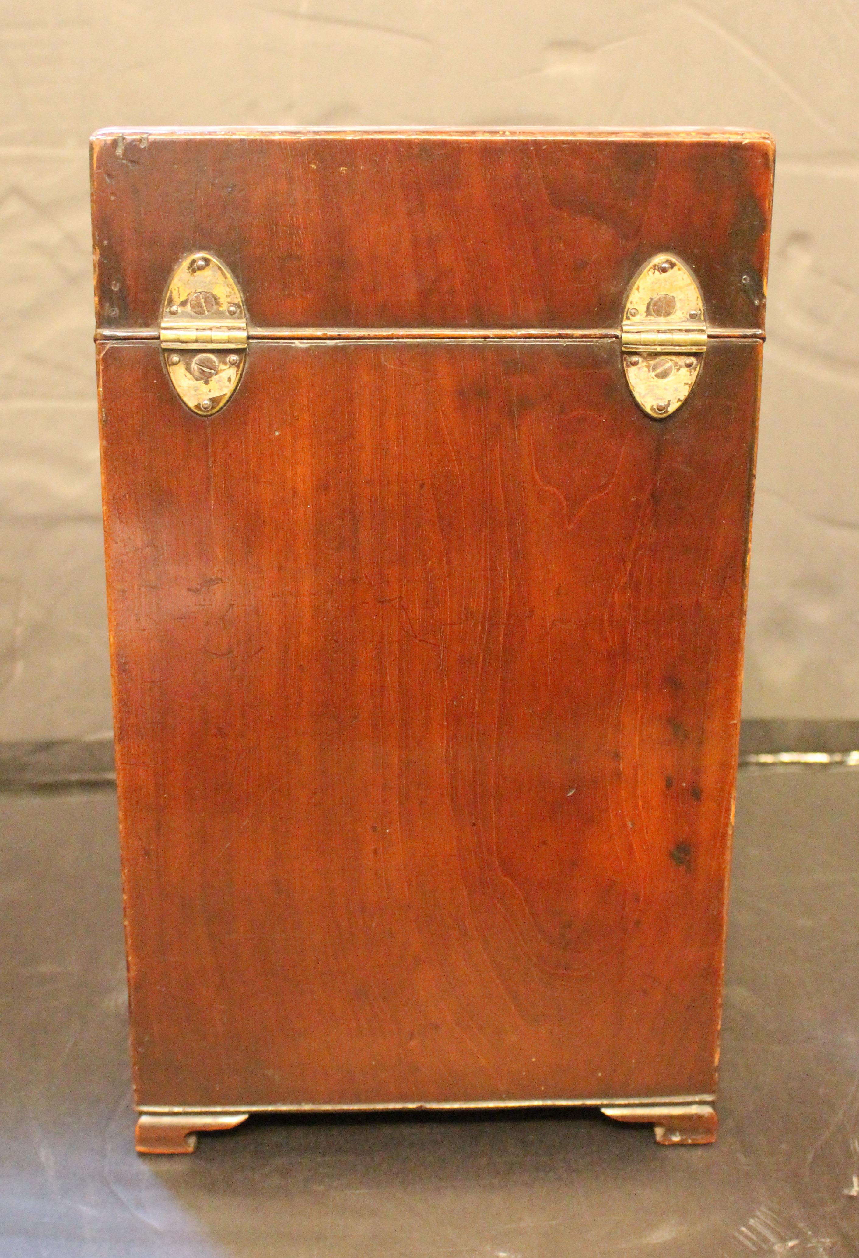 CIRCA 1765-1780 Coppia di scatole portacoltelli di Giorgio III, Inghilterra in vendita 1