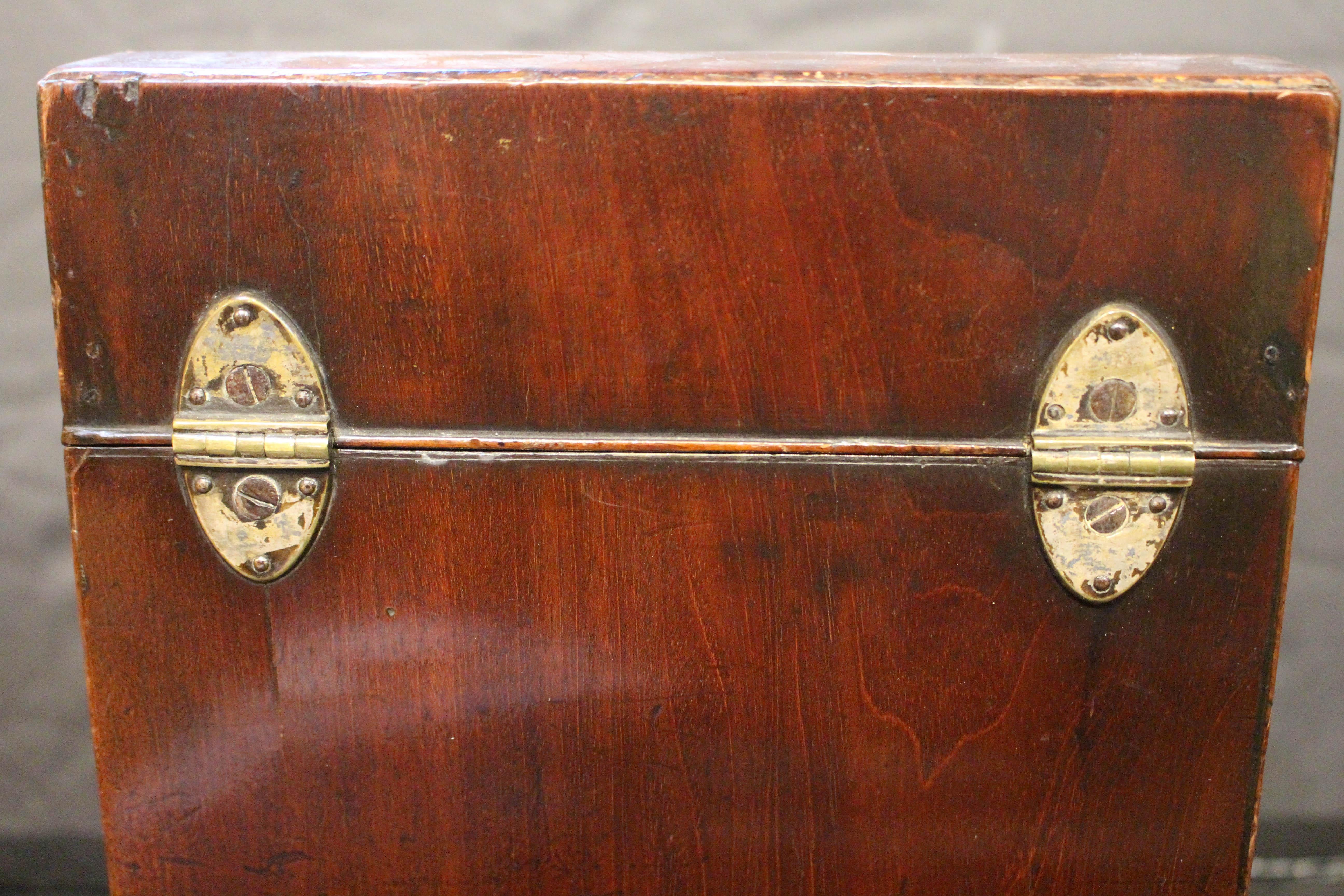 CIRCA 1765-1780 Coppia di scatole portacoltelli di Giorgio III, Inghilterra in vendita 2