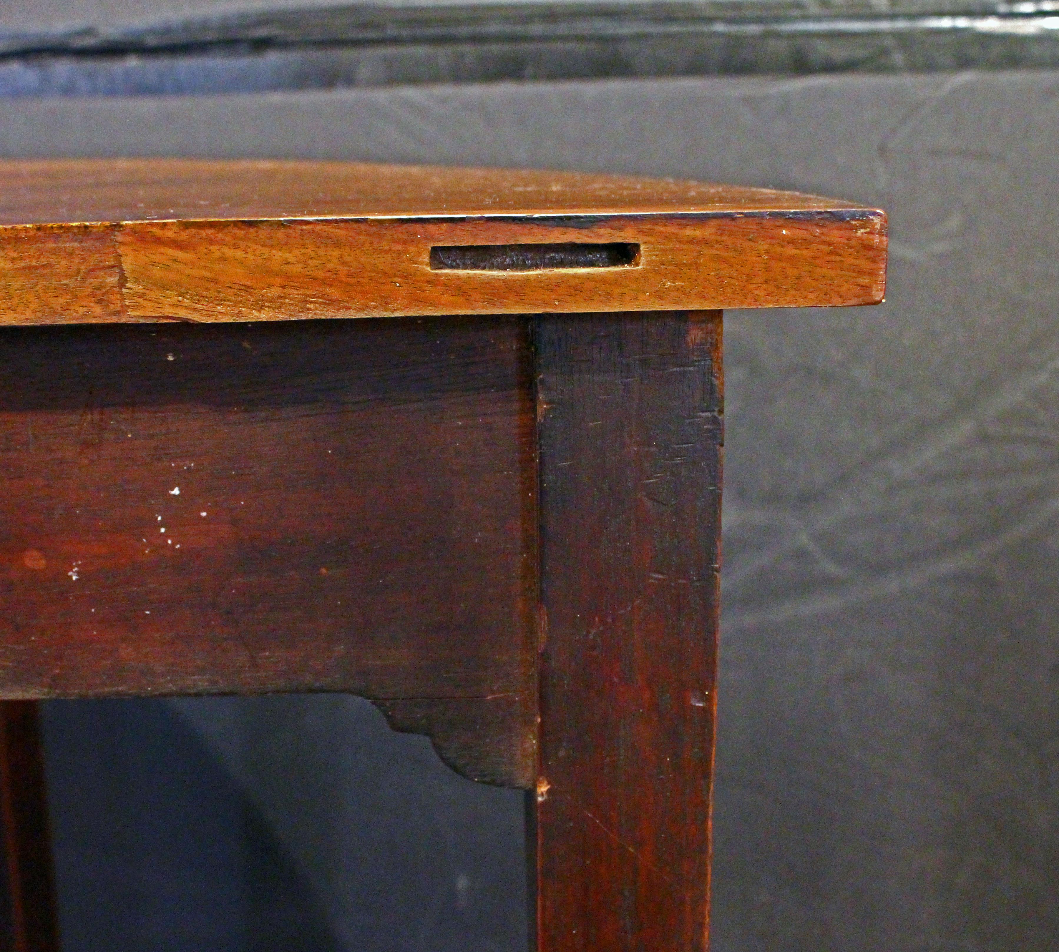 Circa 1765 English George III Period Pair of Console Tables For Sale 3