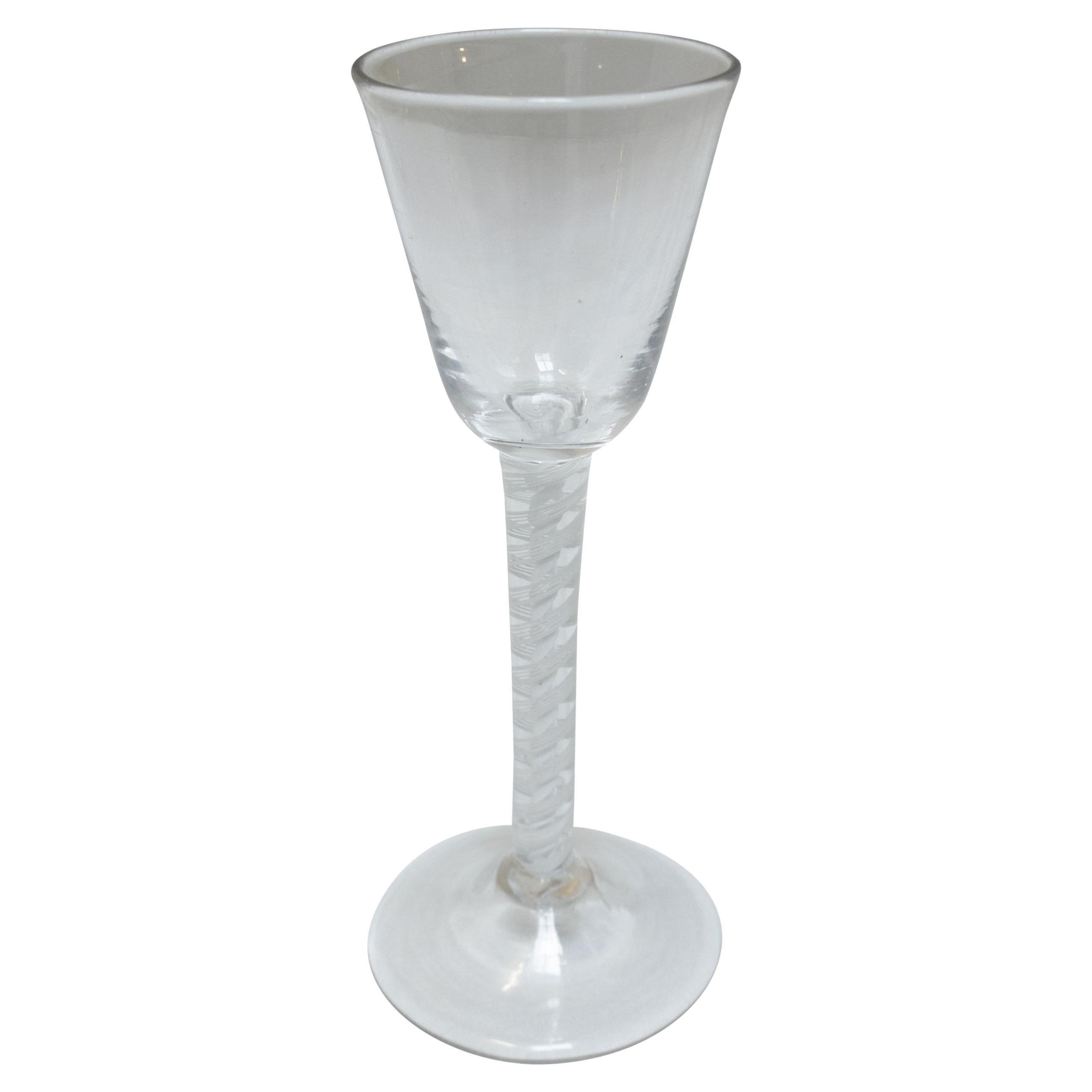 Cordiale a stelo ritorto inglese del 1765 circa