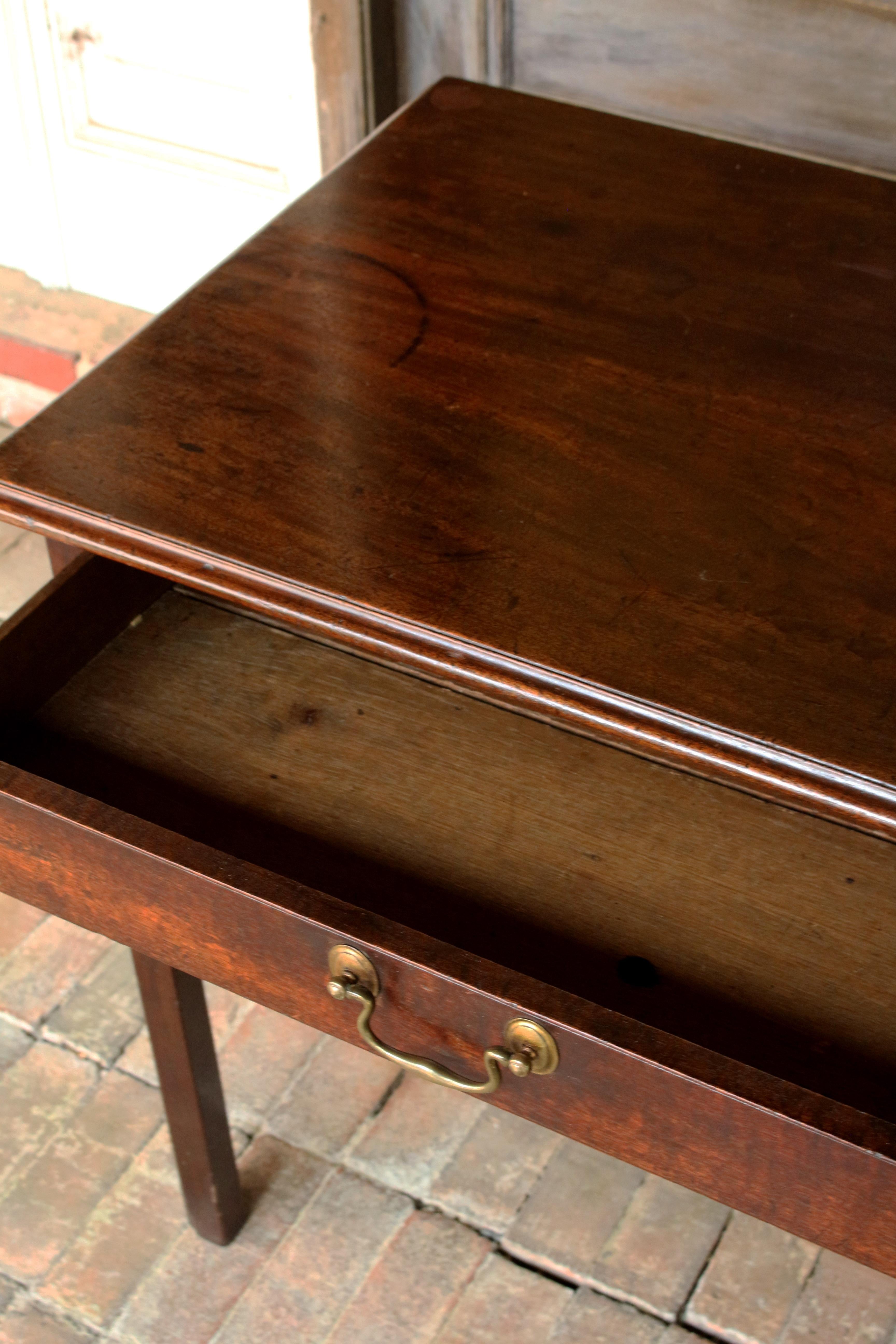 Mesa auxiliar Jorge III de caoba de Santo Domingo, hacia 1765 1