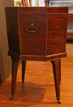 Circa 1770 English George III Period Cellarette on Stand