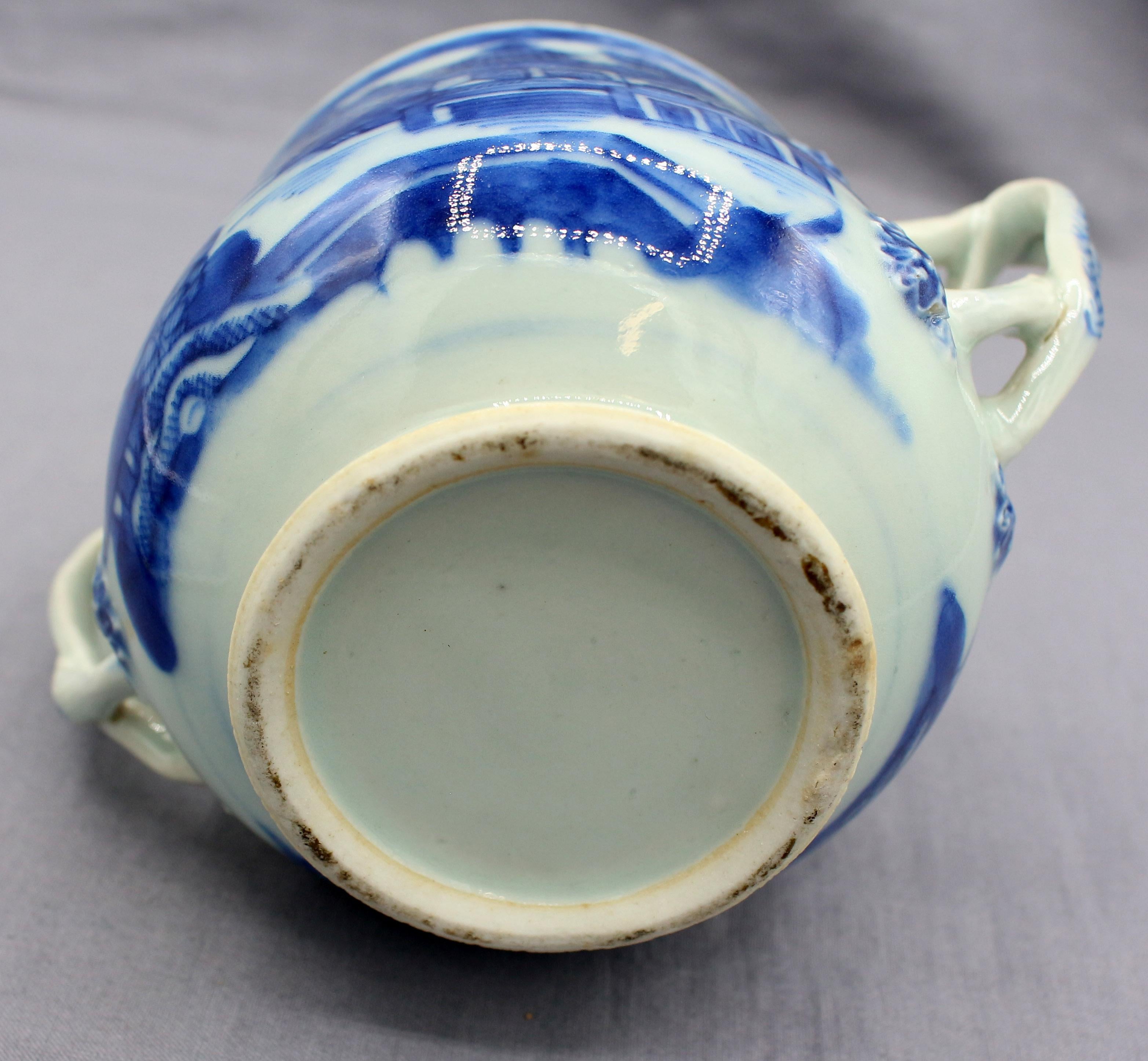 Circa 1780-1800 Chinese Export Blue Canton Covered Posset Pot For Sale 2