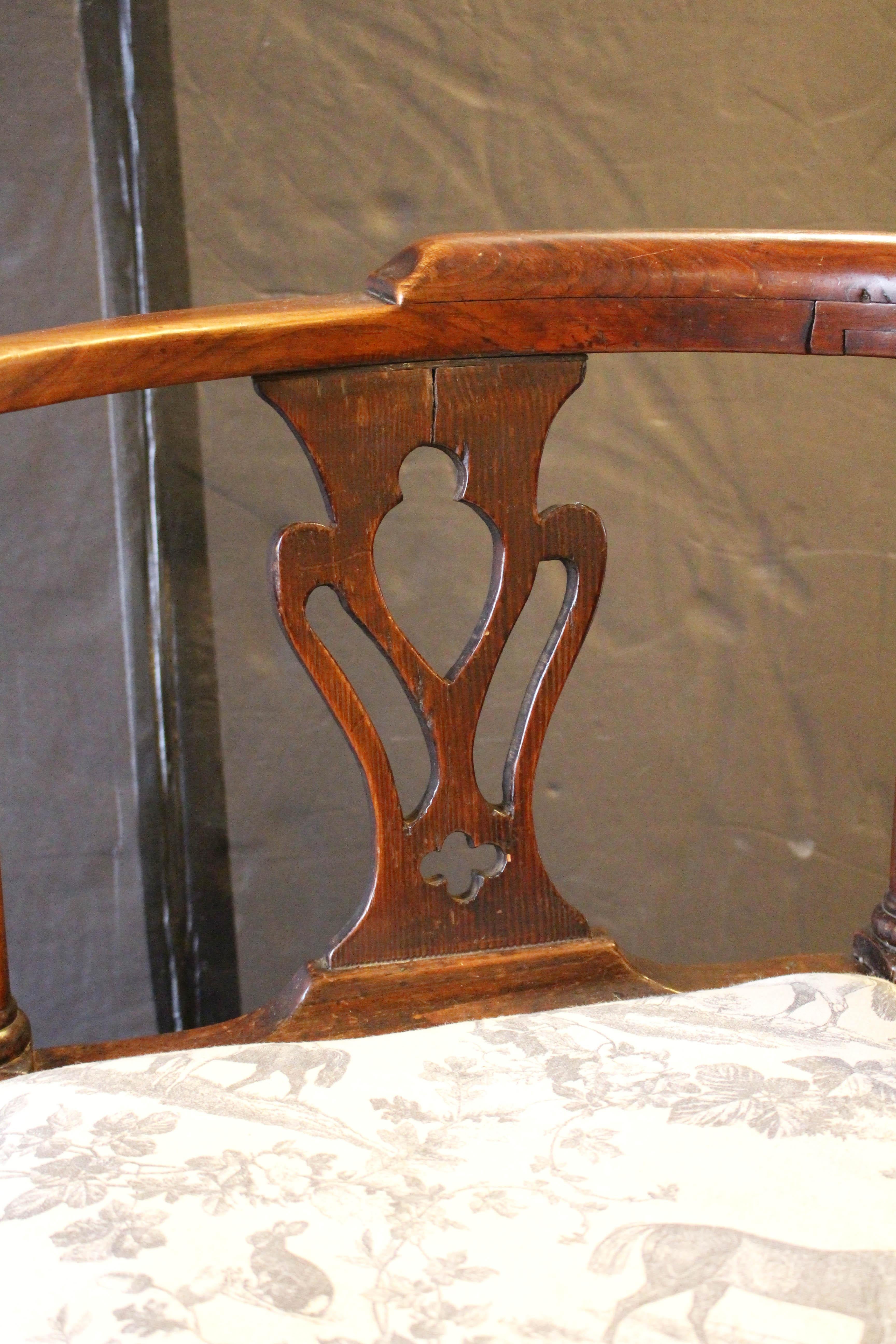 XVIIIe siècle Circa 1780-1800 Chaise d'angle géorgienne anglaise en vente