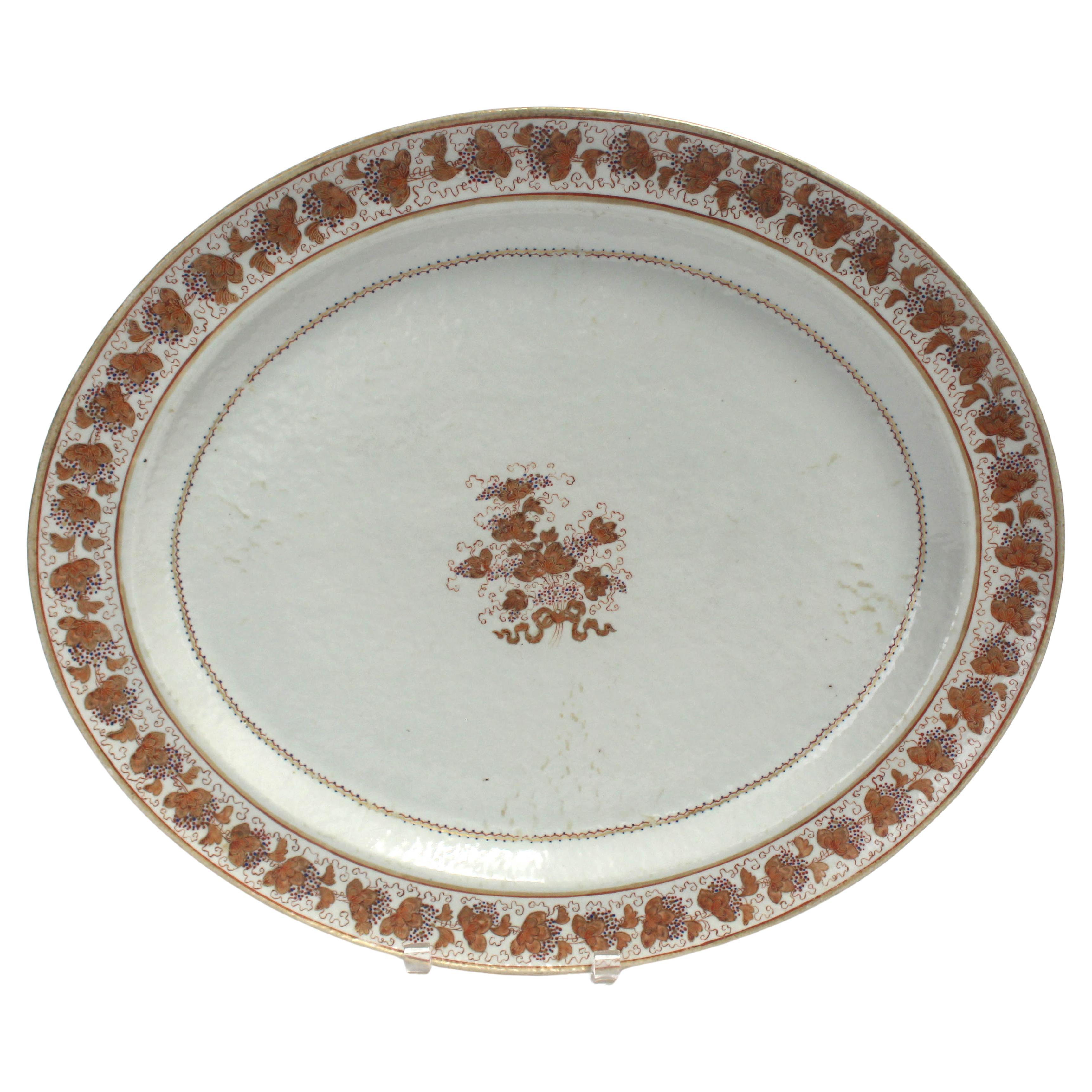 Circa 1780-1810 Plato de porcelana china de exportación