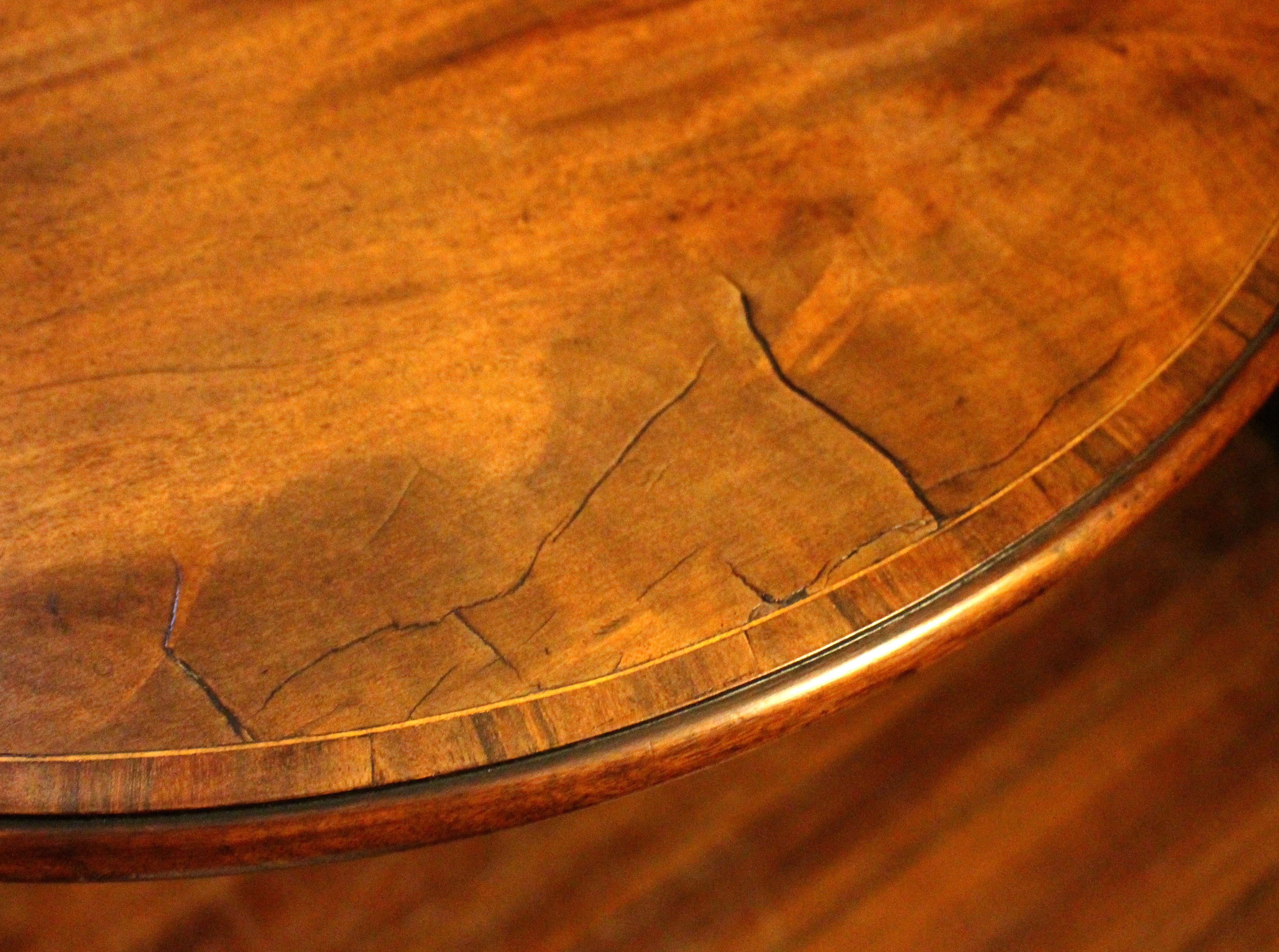 Bois Table Pembroke incrustée George III anglaise datant d'environ 1780 en vente