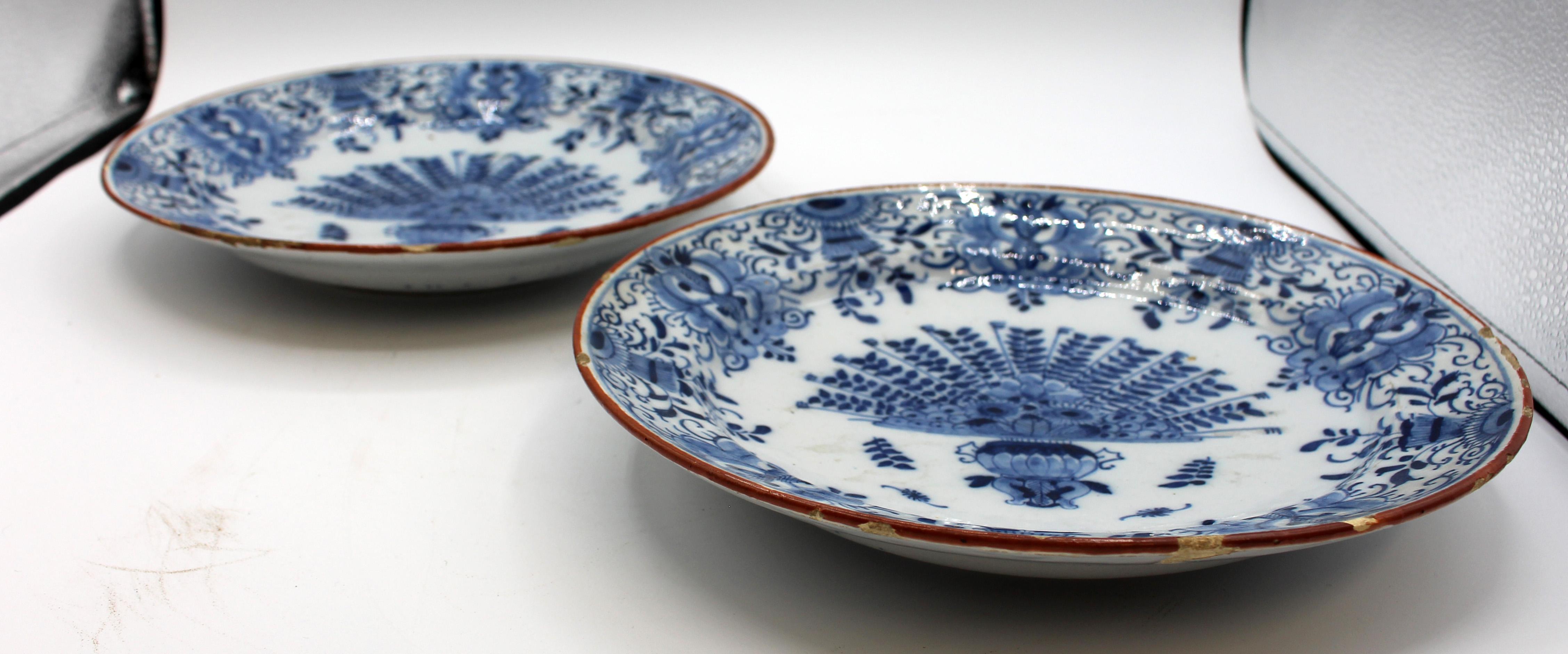 Circa 1780 Pair of Delft Blue & White Plates In Good Condition In Chapel Hill, NC
