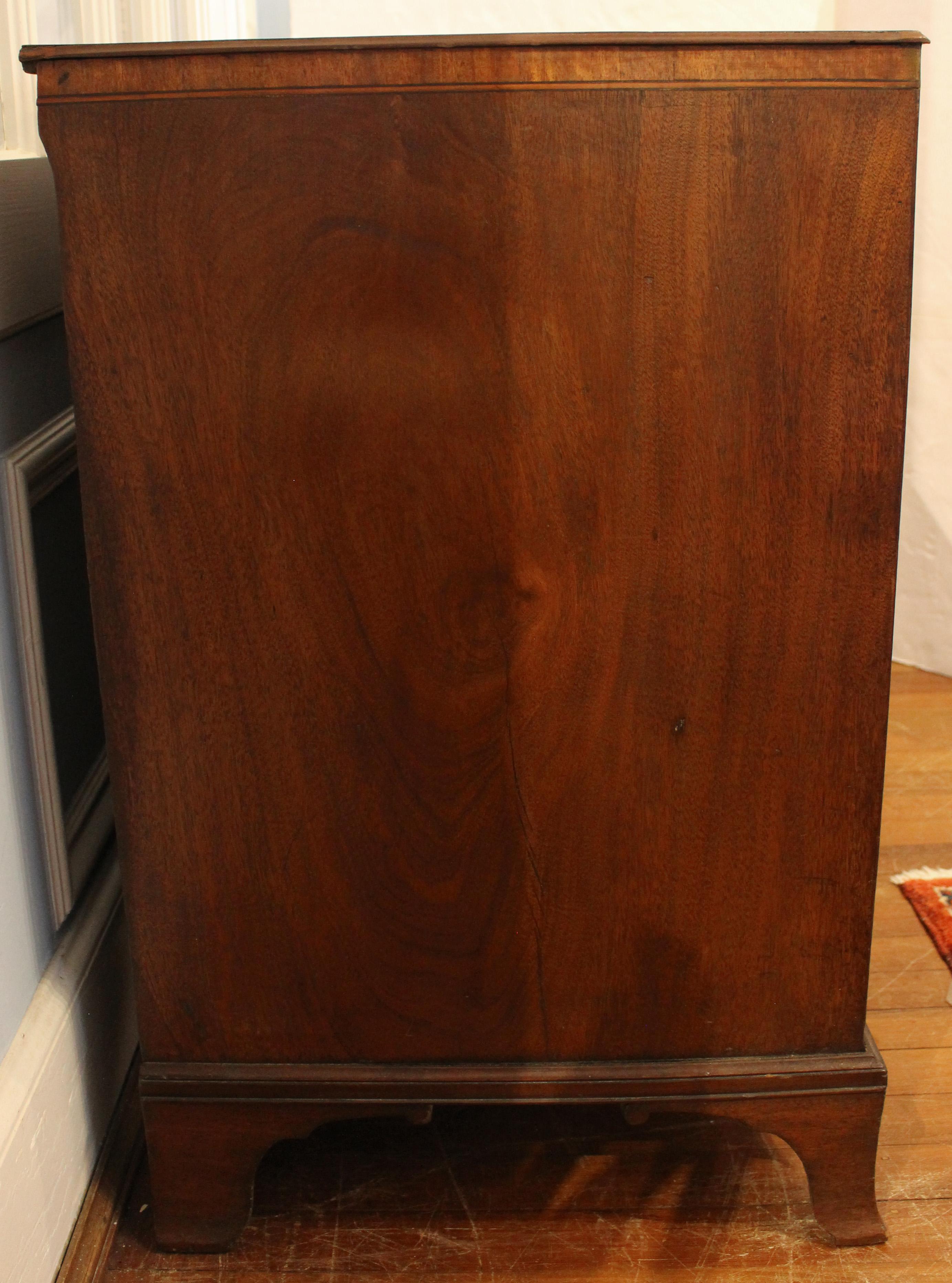 Wood Circa 1785 George III Period English Bachelor's Chest of Drawers