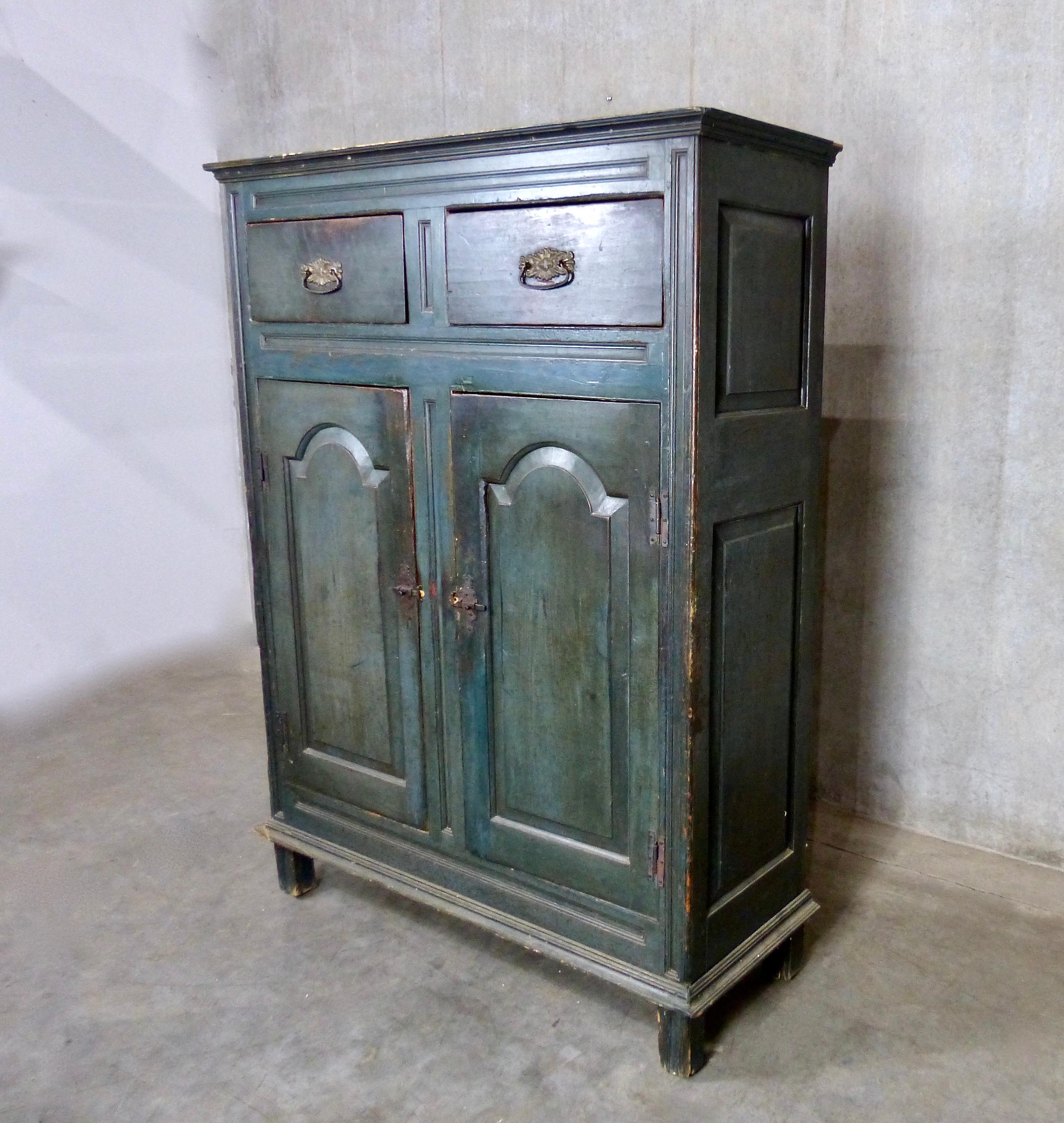 Handcrafted Quebec Painted Pine Cupboard, circa 1800-1810 2