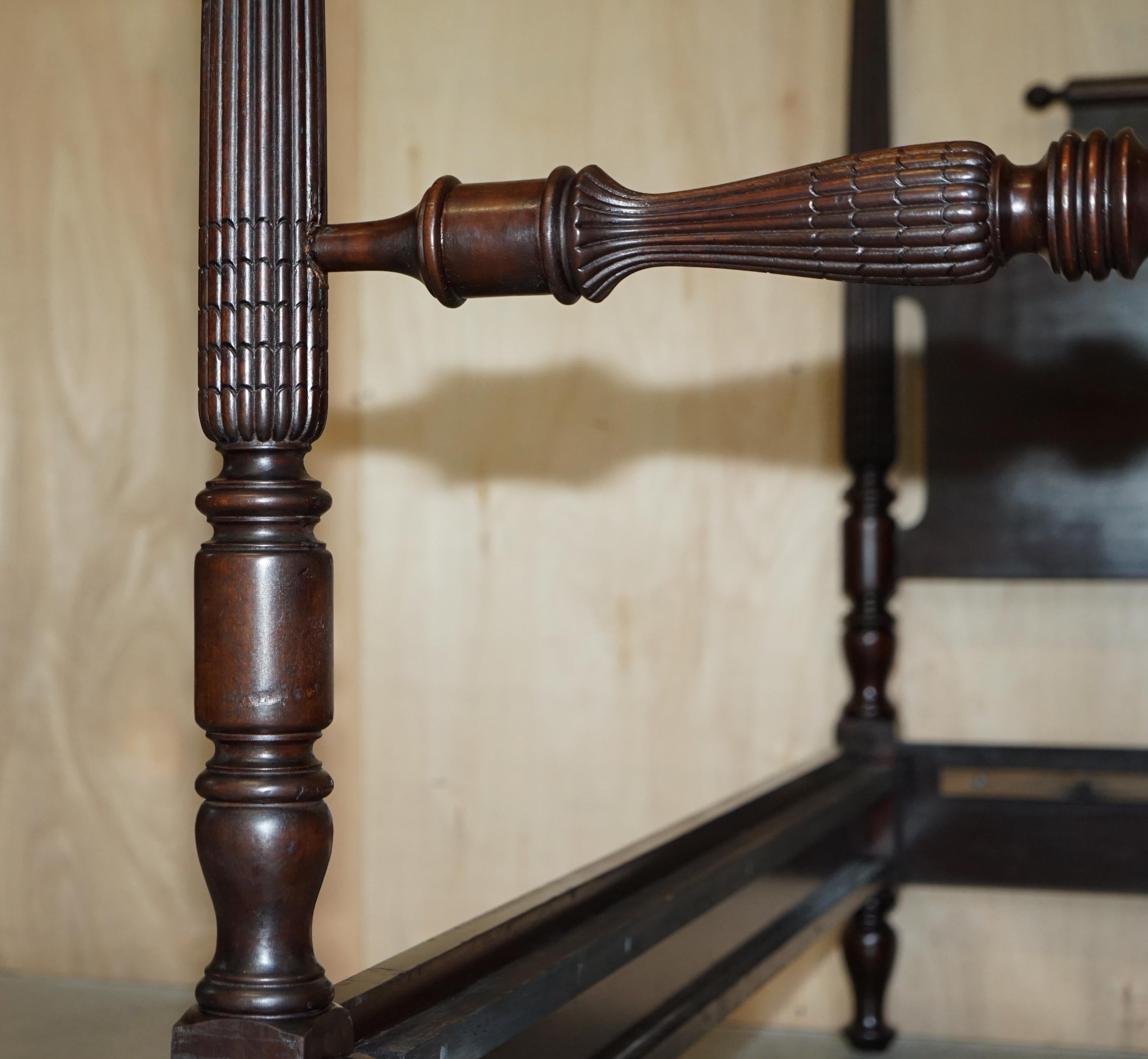 Georgian Circa 1800 American Federal Hardwood Four Poster Bed Frame with Carved Pillars For Sale