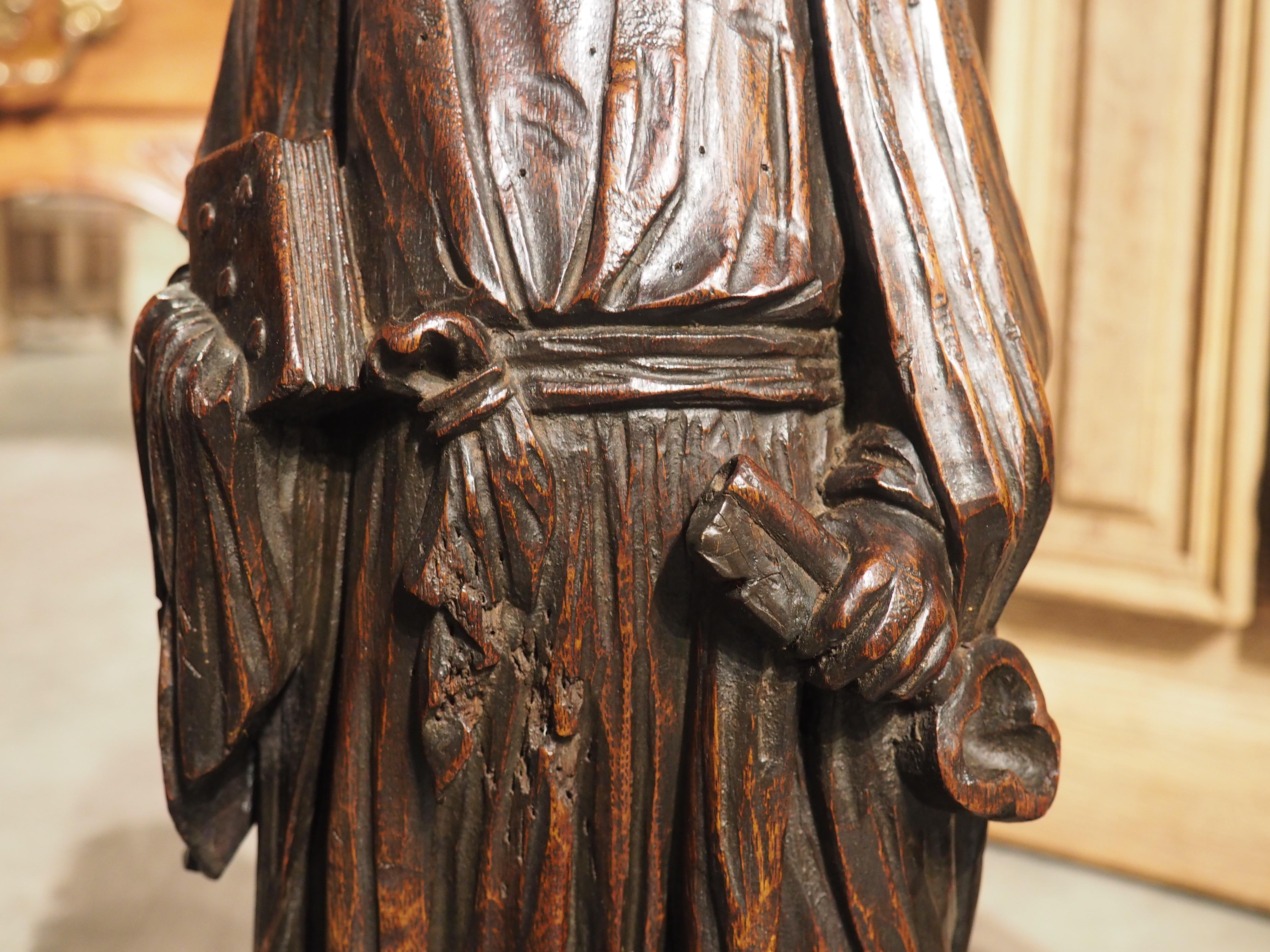Sculture in Oak intagliate del 1800 circa raffiguranti gli Apostoli James, John, Peter e Paul in vendita 4