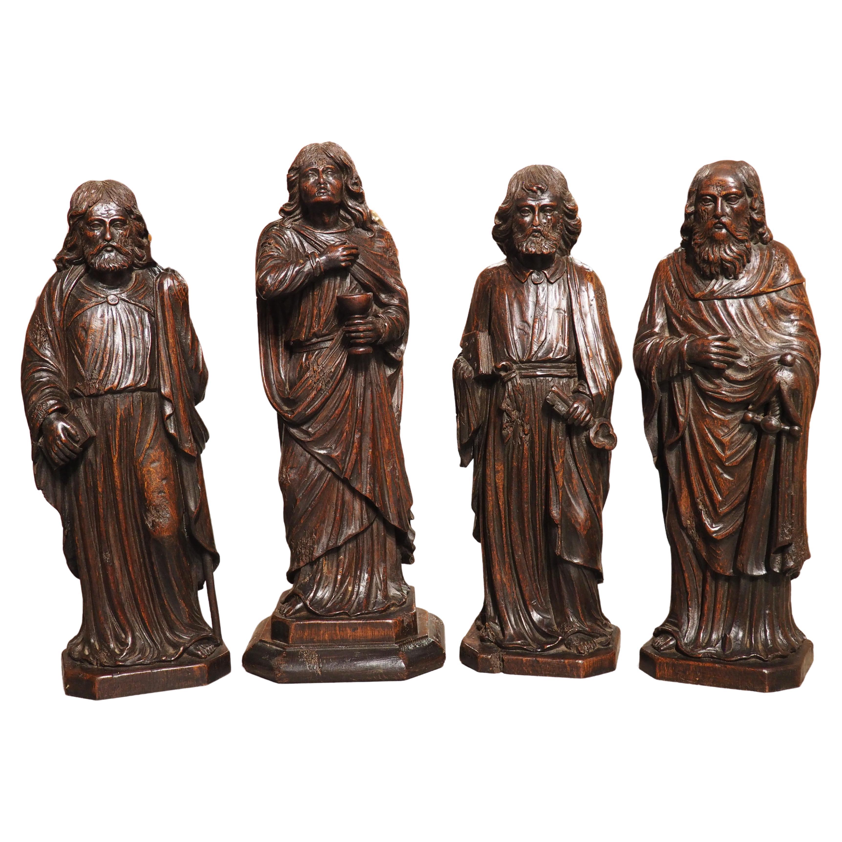 Geschnitzte Eichenholzskulpturen der Apostel James, John, Peter und Paul aus der Zeit um 1800