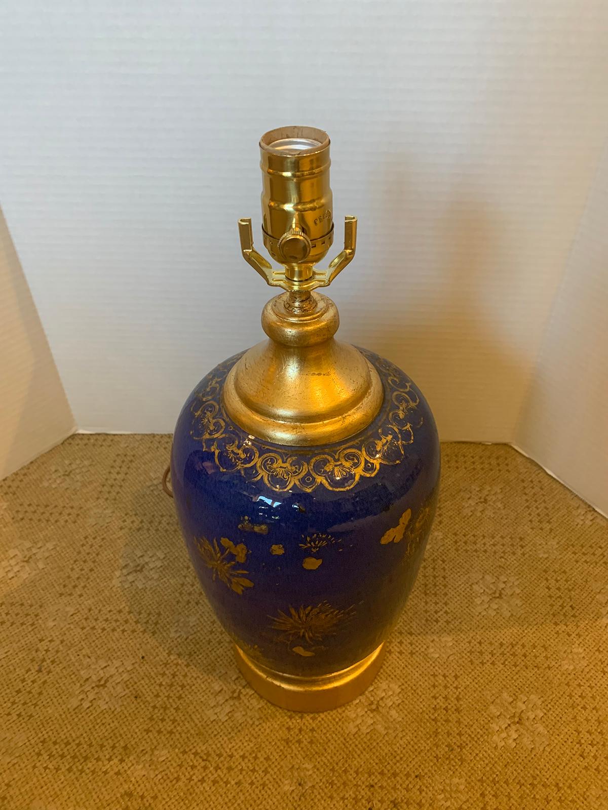 Chinese Blue and Gilt Porcelain Lamp on Custom Giltwood Base, circa 1800 6