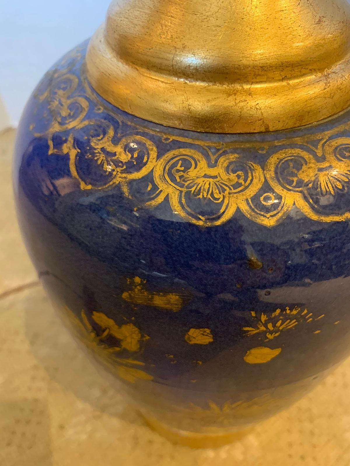 Chinese Blue and Gilt Porcelain Lamp on Custom Giltwood Base, circa 1800 In Good Condition In Atlanta, GA